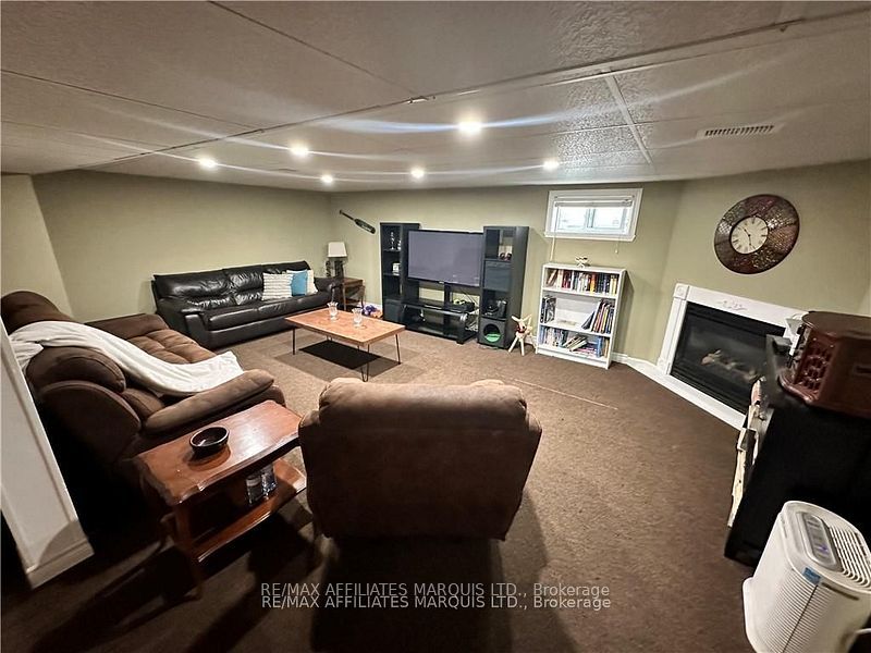 346 Thirteenth Street Property Photo 13