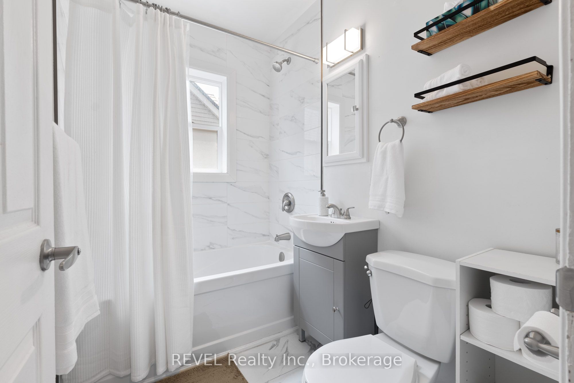 191 Auburn Avenue Property Photo 11