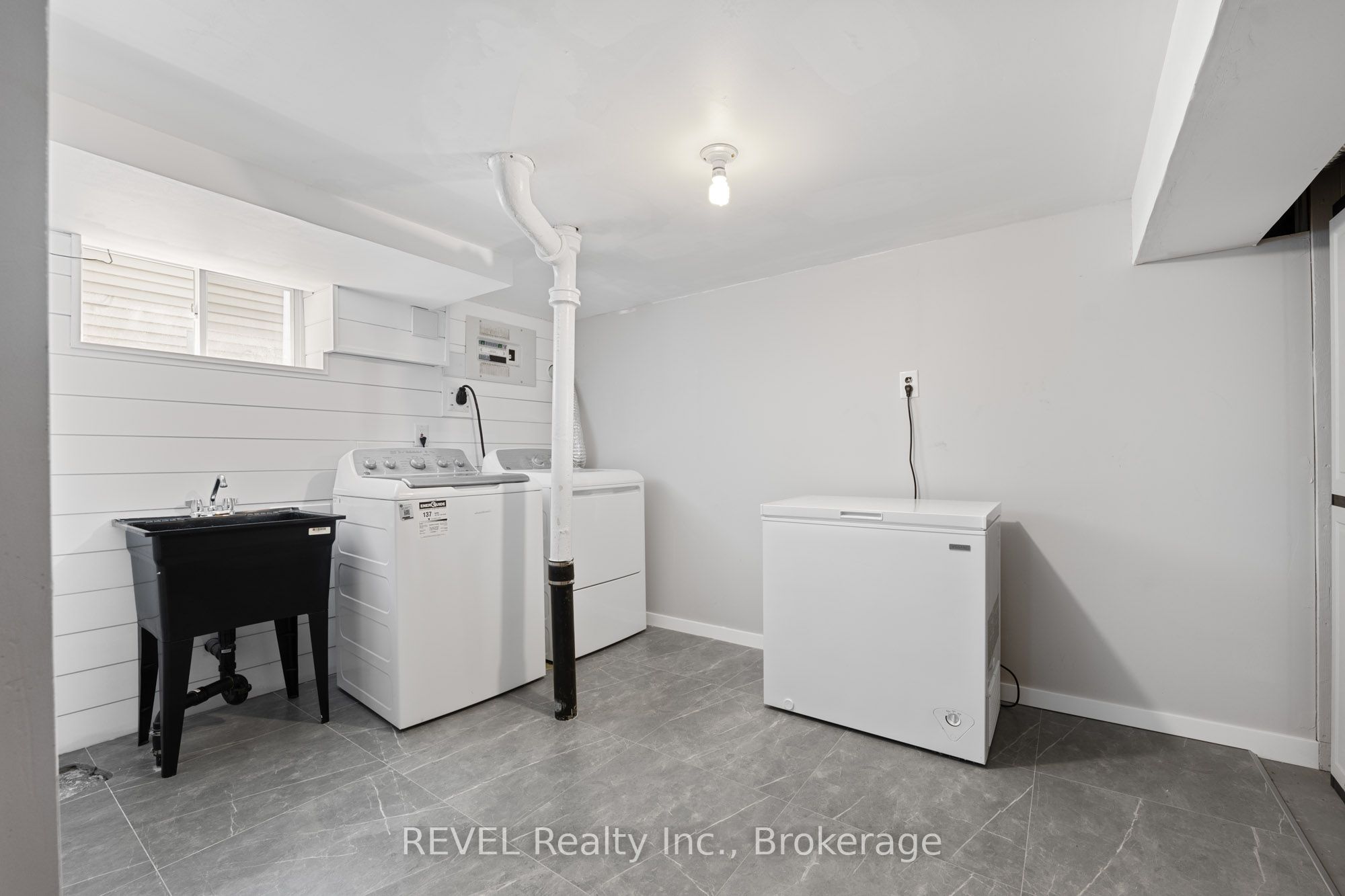 191 Auburn Avenue Property Photo 18