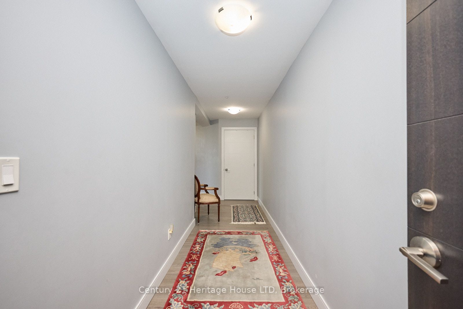 300g Fourth Avenue 304 Property Photo 10