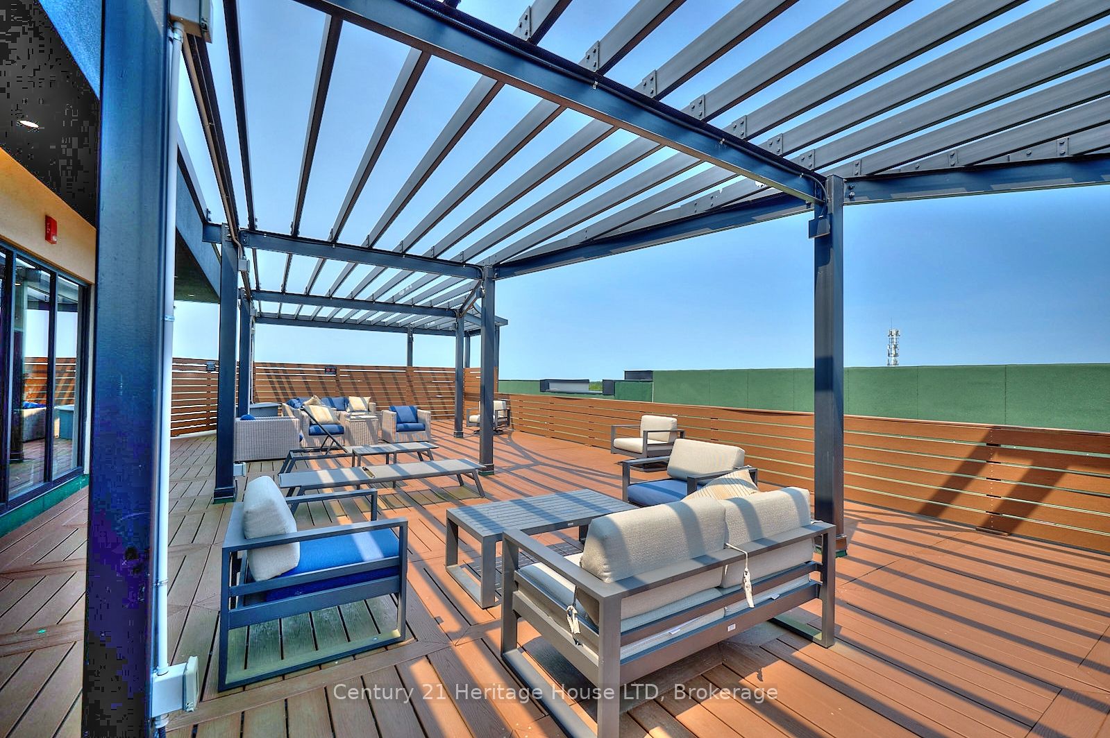 300g Fourth Avenue 304 Property Photo 21