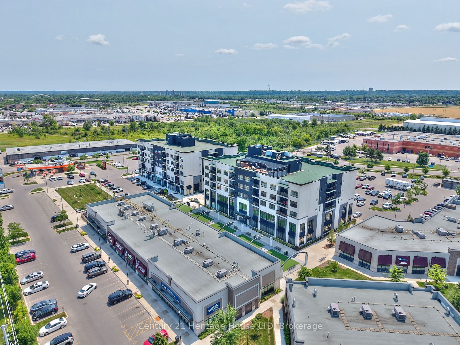 300g Fourth Avenue 304 Property Photo 33