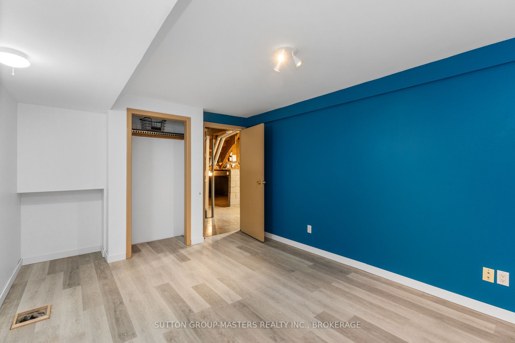 312 Boxwood Street Property Photo 38