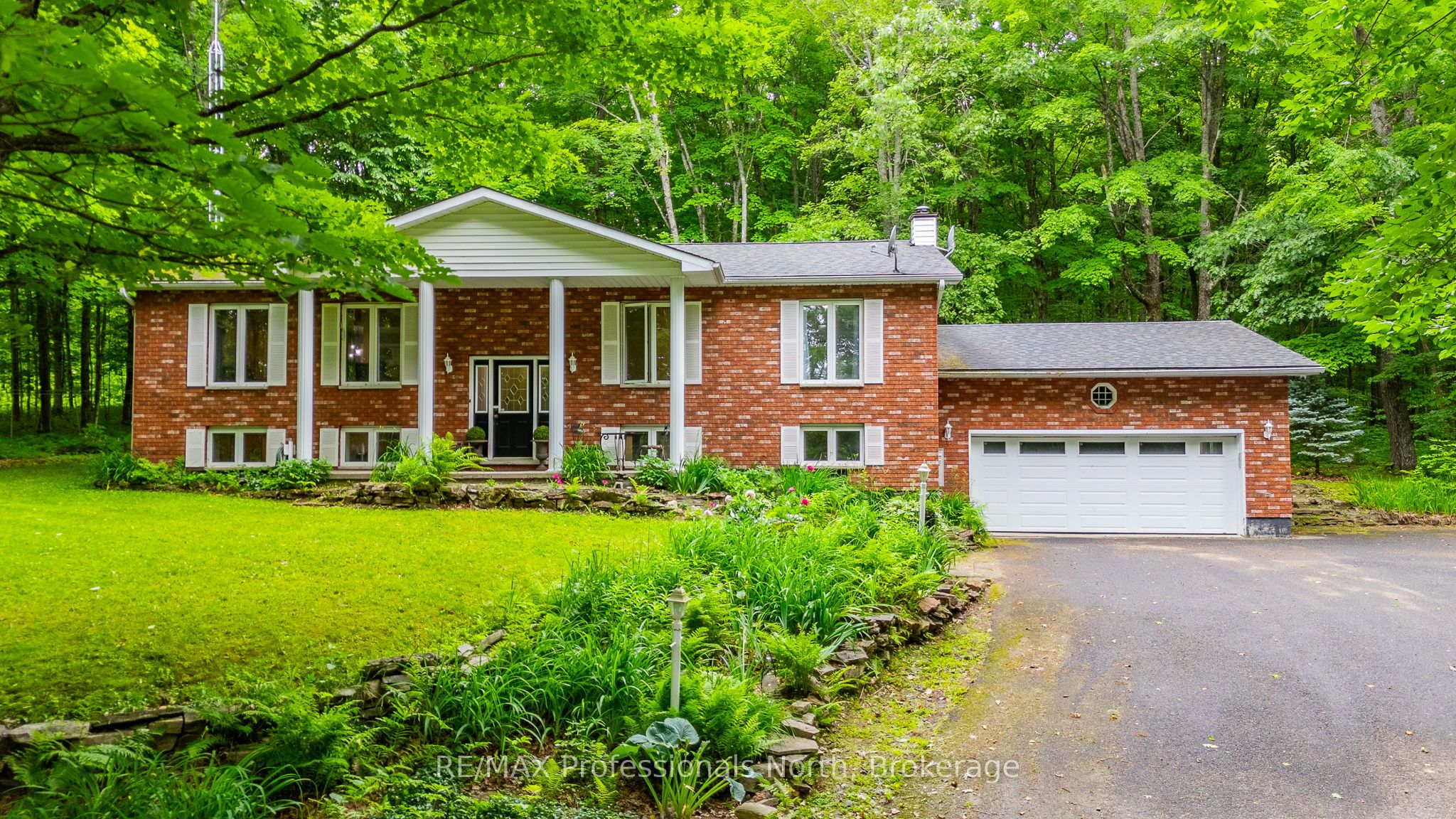 1277 Horseshoe Lake Road Property Photo 1