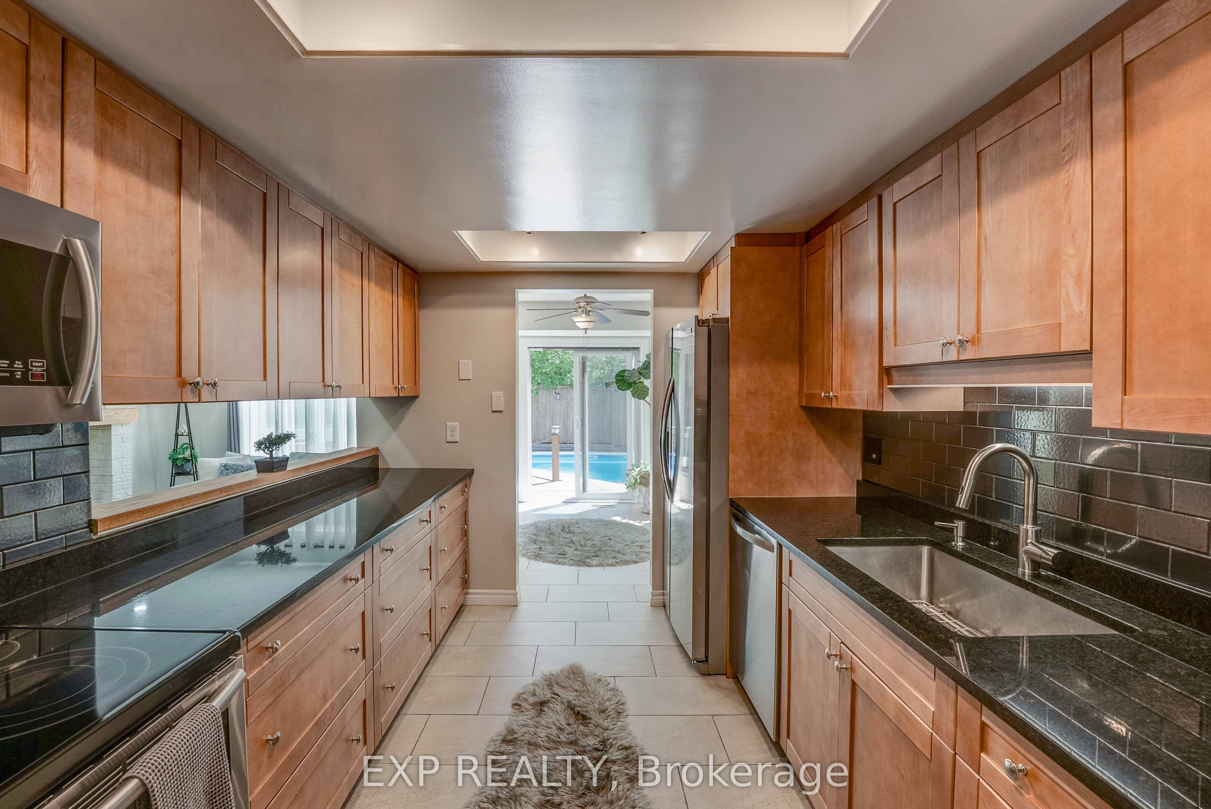 113 Oneida Place Property Photo 9