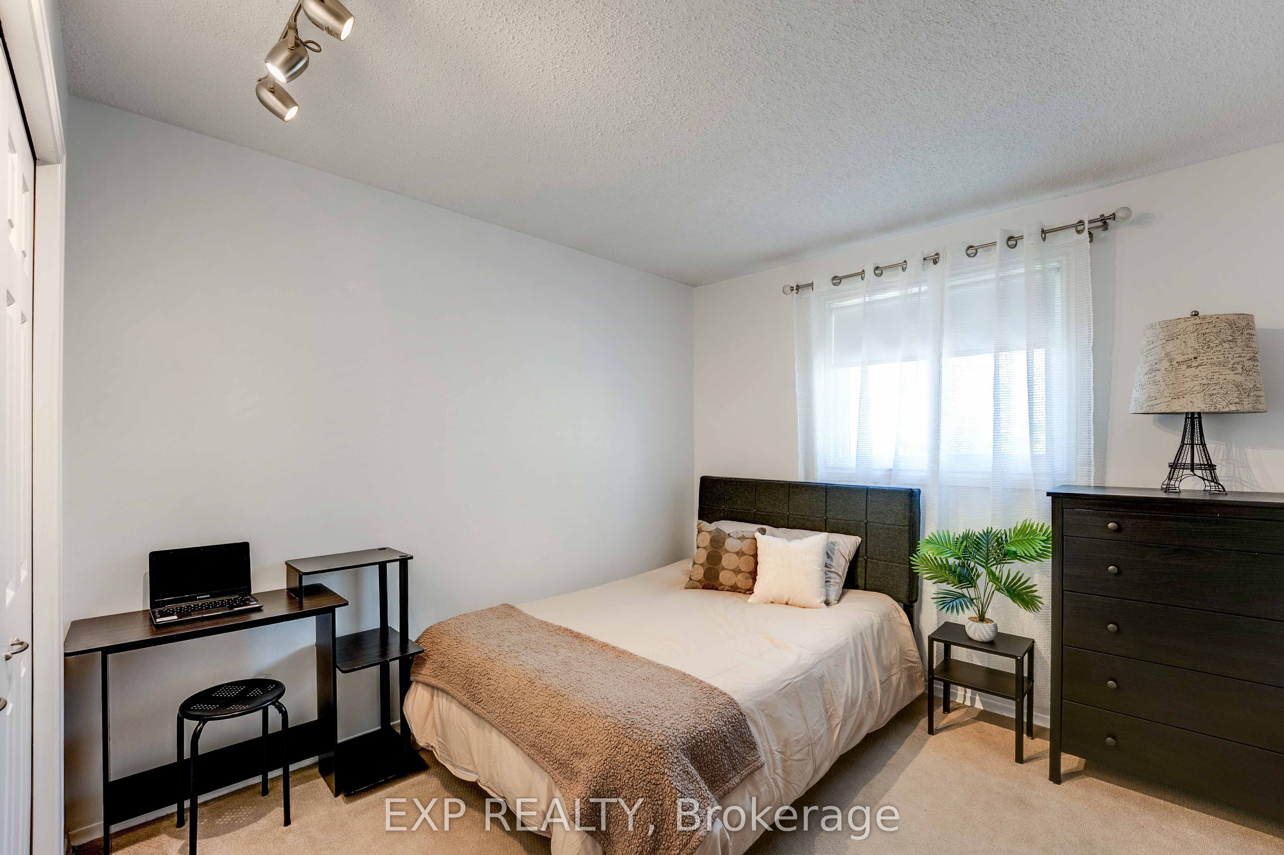 113 Oneida Place Property Photo 30