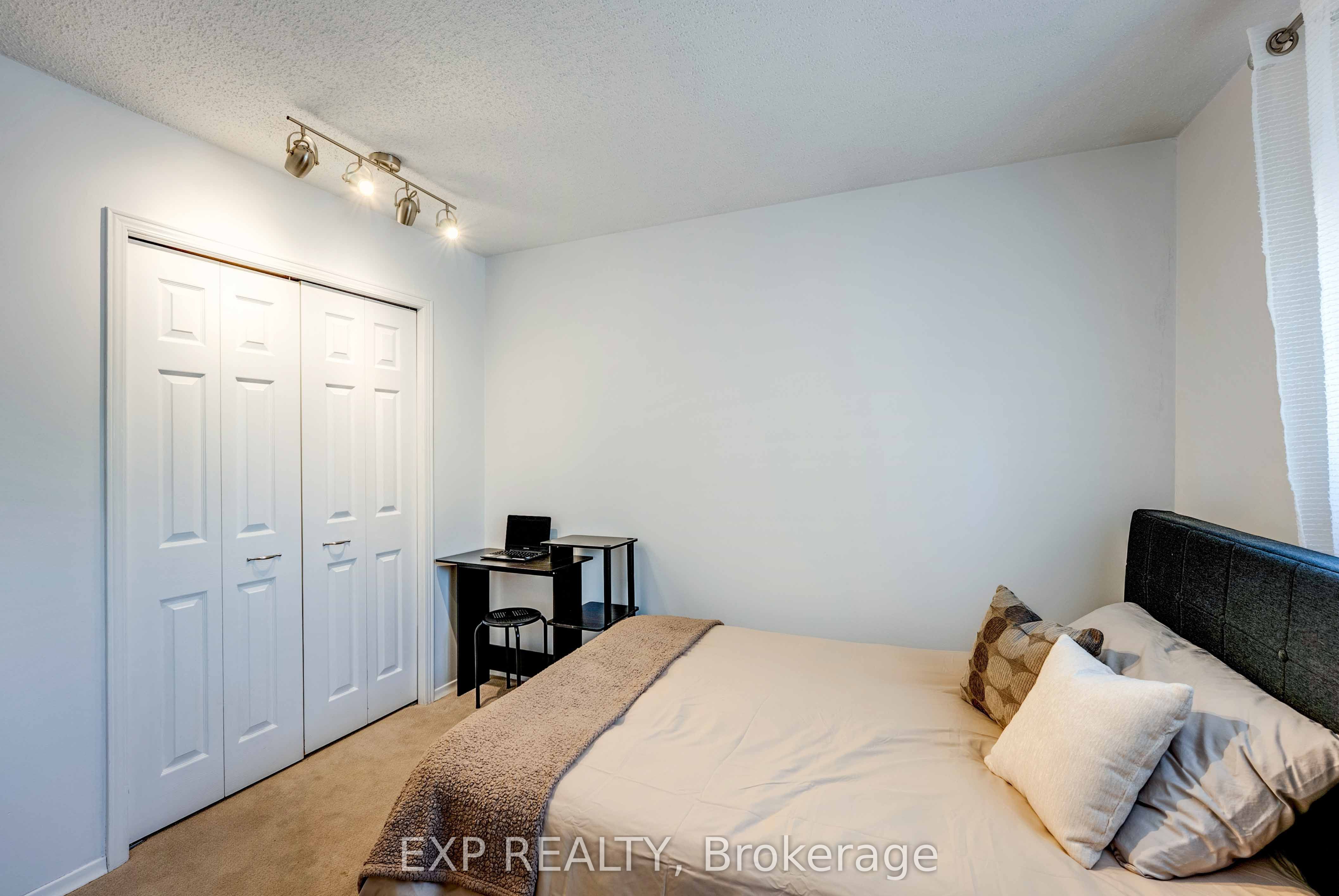 113 Oneida Place Property Photo 31