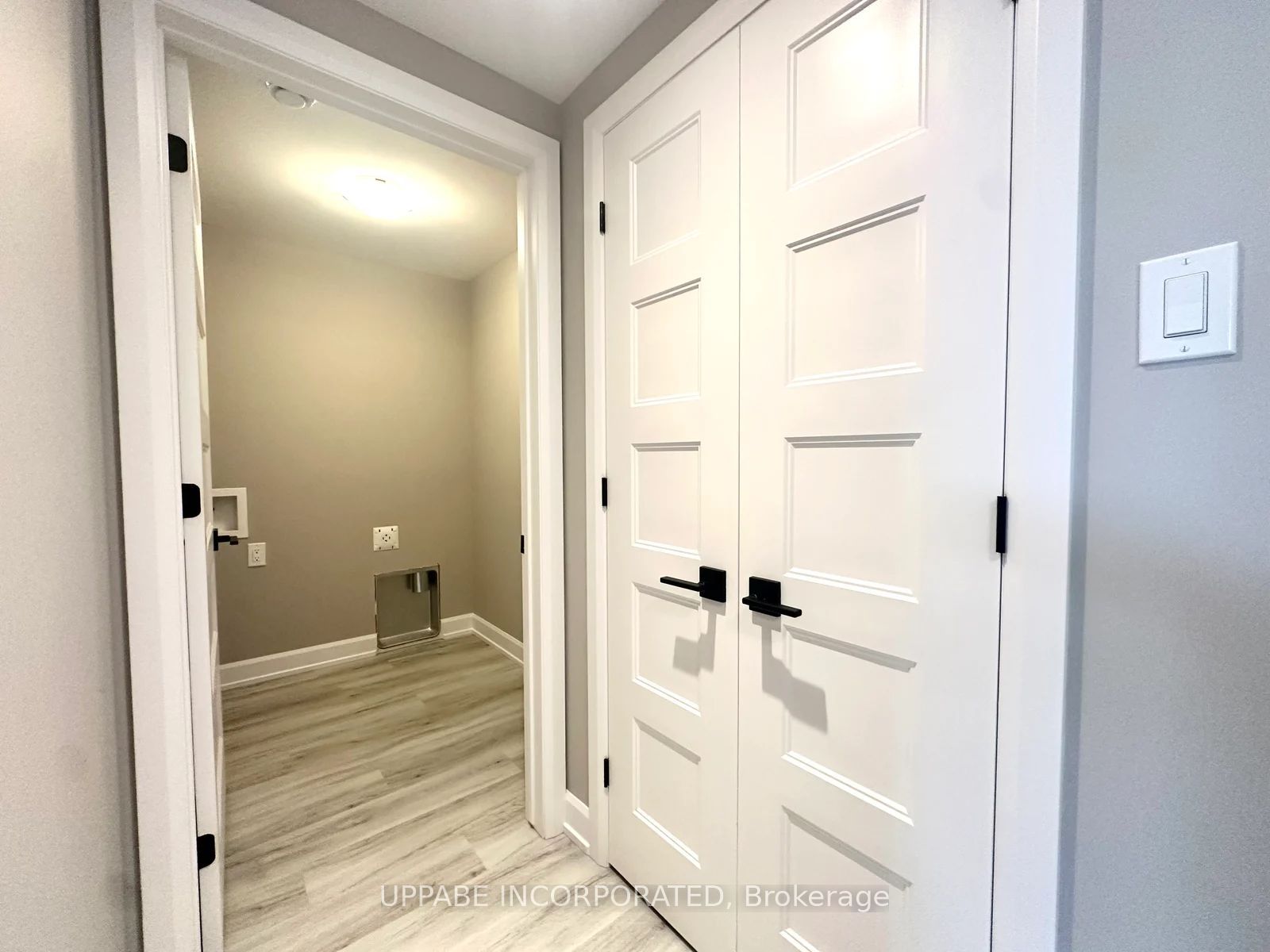 1230 Montblanc Crescent A Property Photo 10