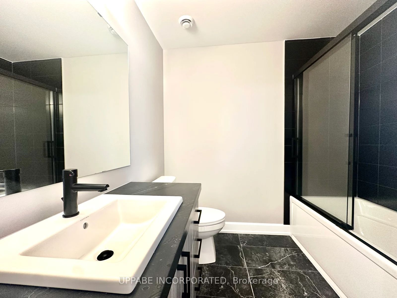 1230 Montblanc Crescent A Property Photo 12