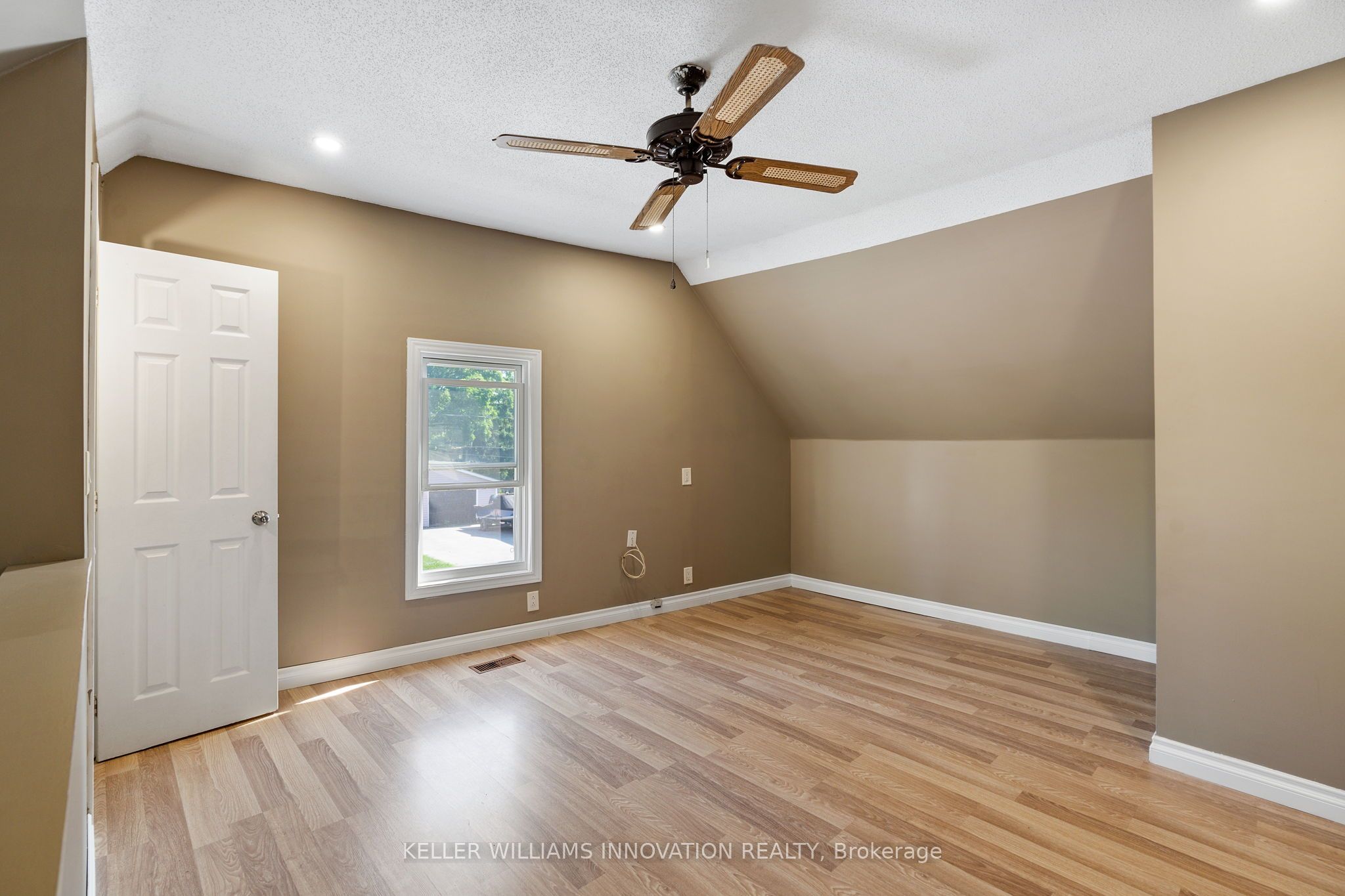 23 Railway Street Property Photo 17