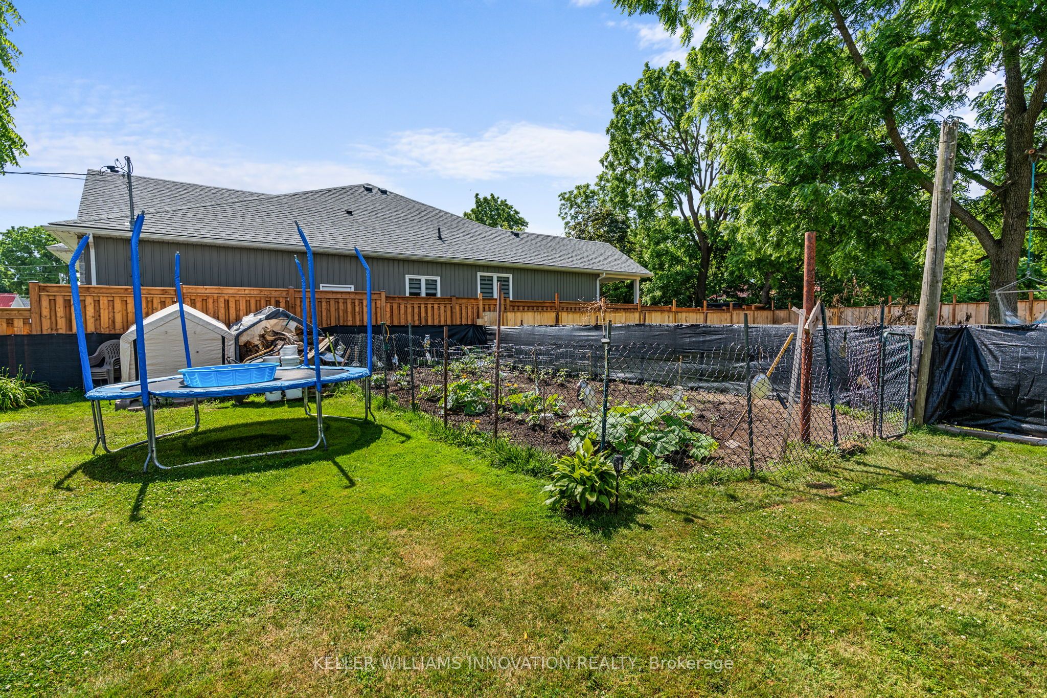 23 Railway Street Property Photo 34