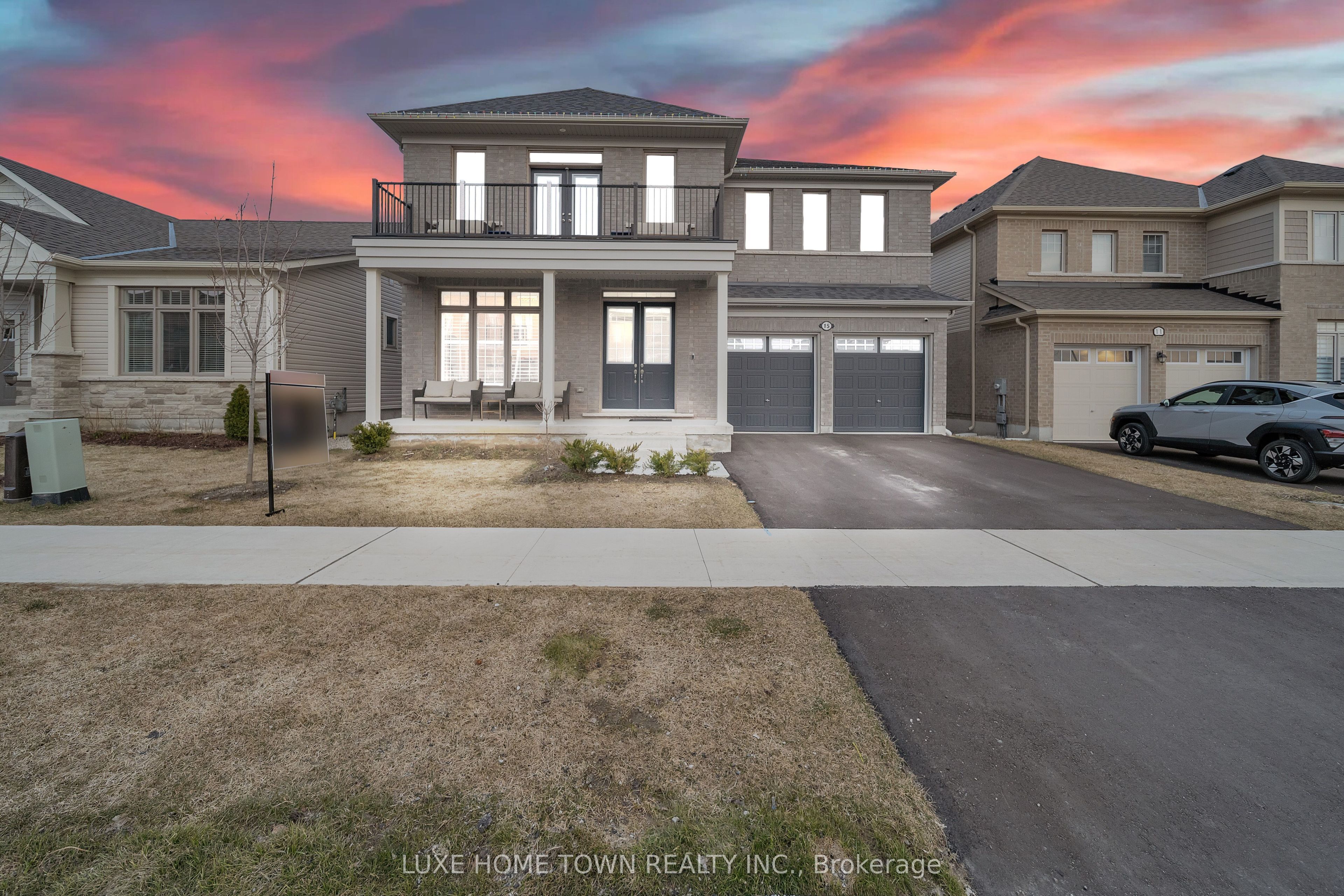 15 Dass Drive E Property Photo 1
