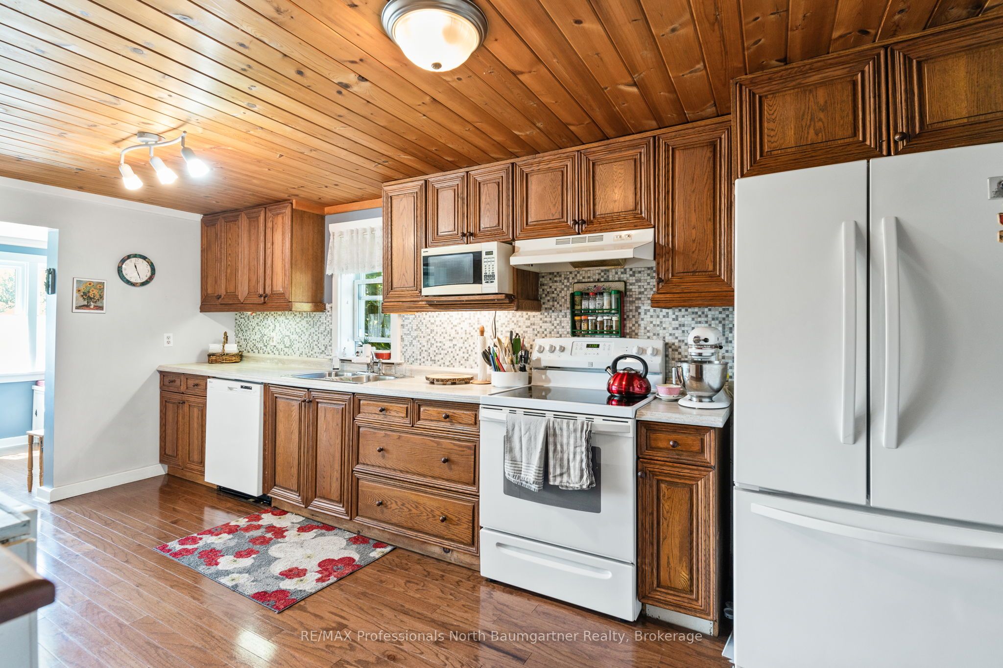 4745 Gelert Road Property Photo 20