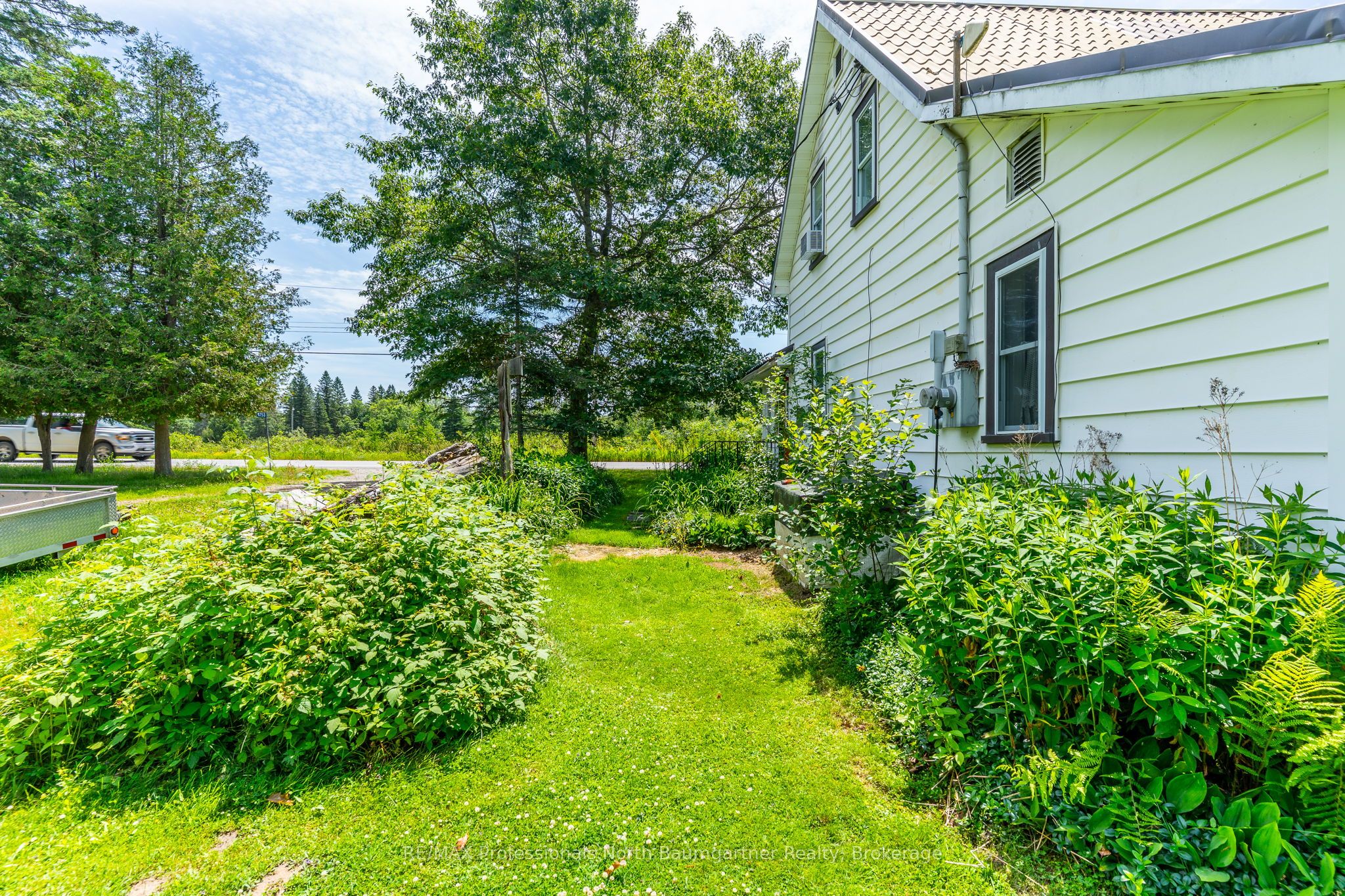 4745 Gelert Road Property Photo 37