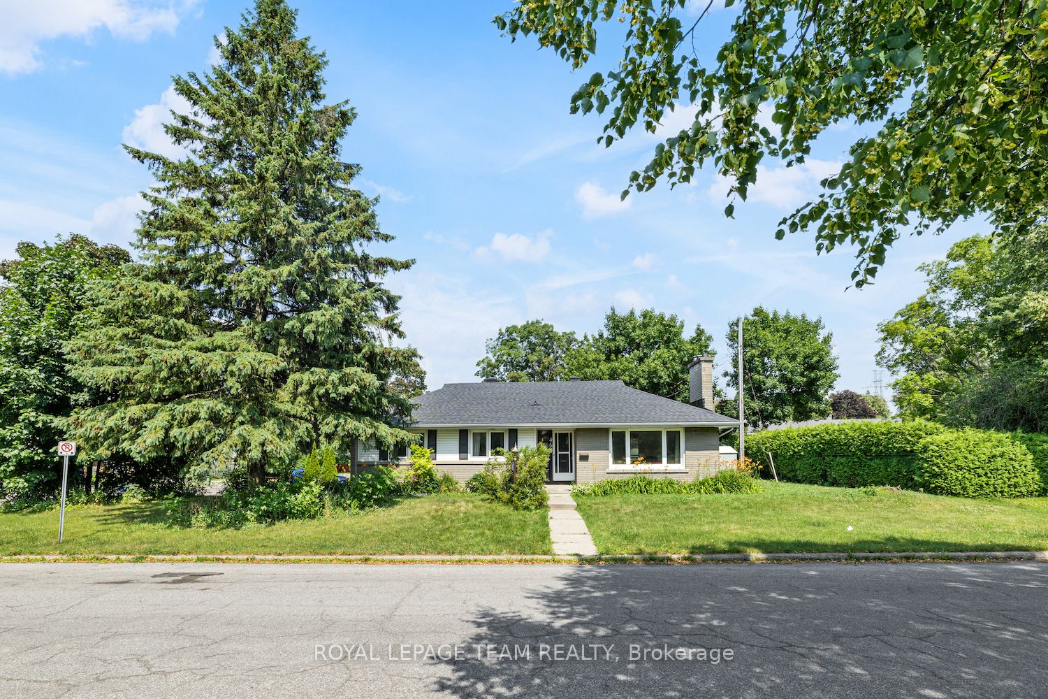 467-469 Braydon Avenue Property Photo 1