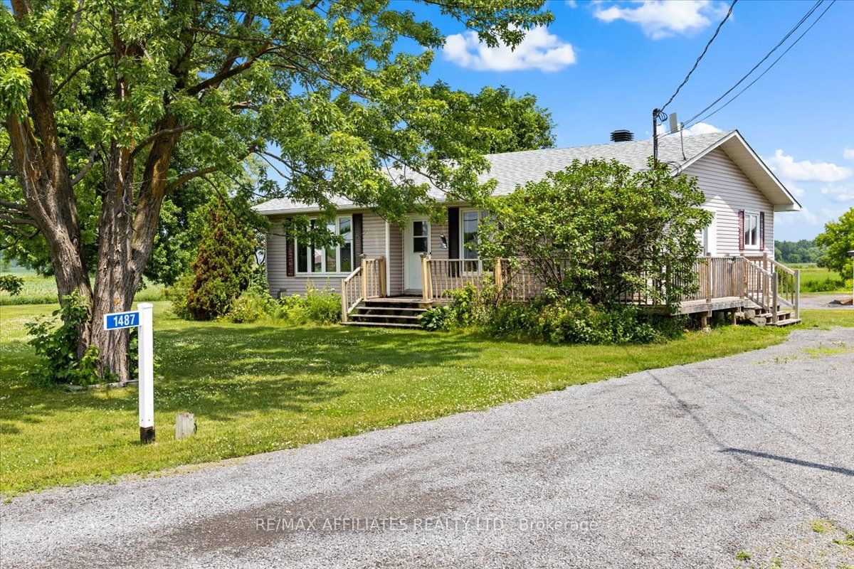1487 Landry Road Property Photo 1