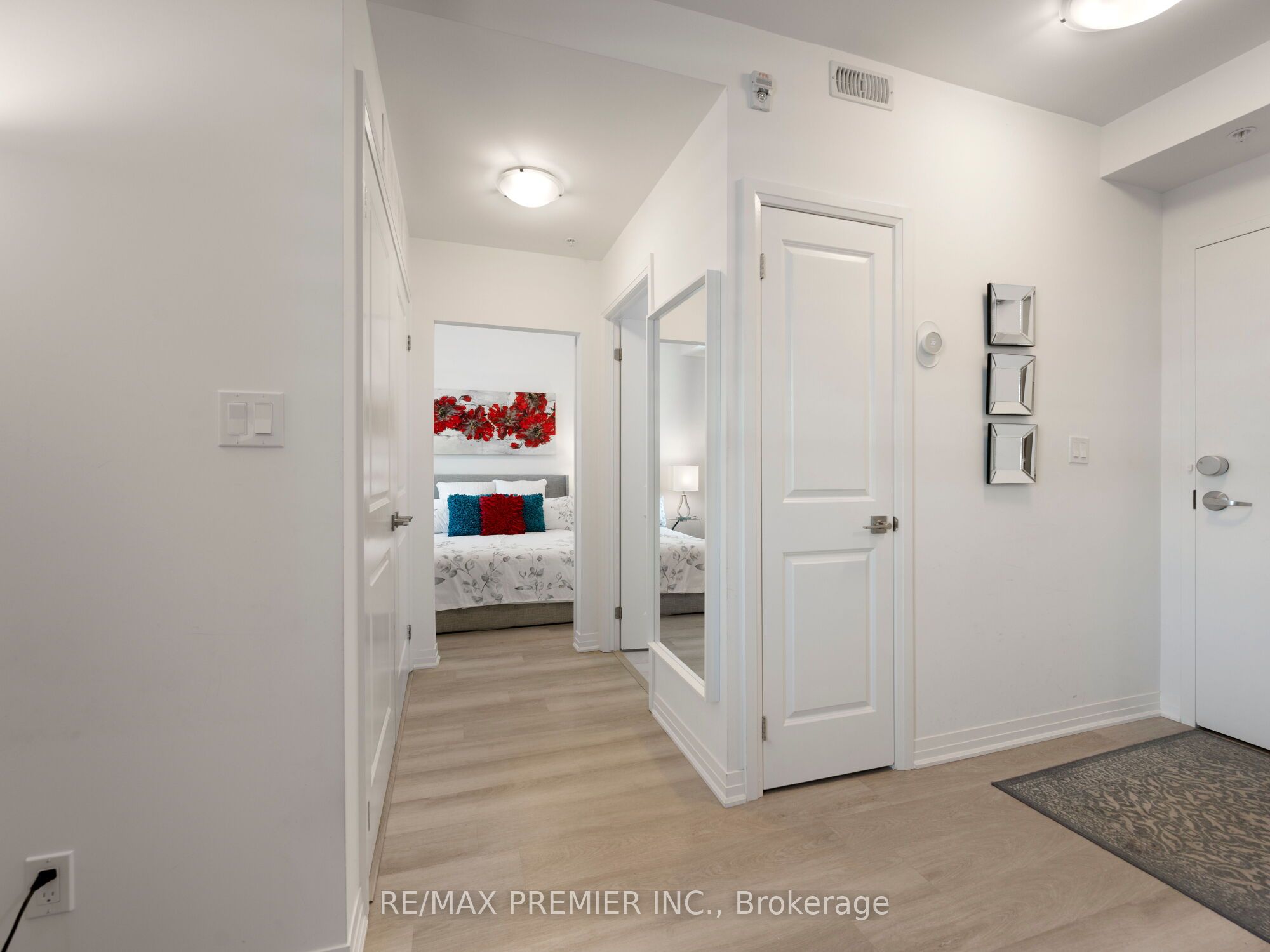 5 Hamilton Street N 205 Property Photo 11
