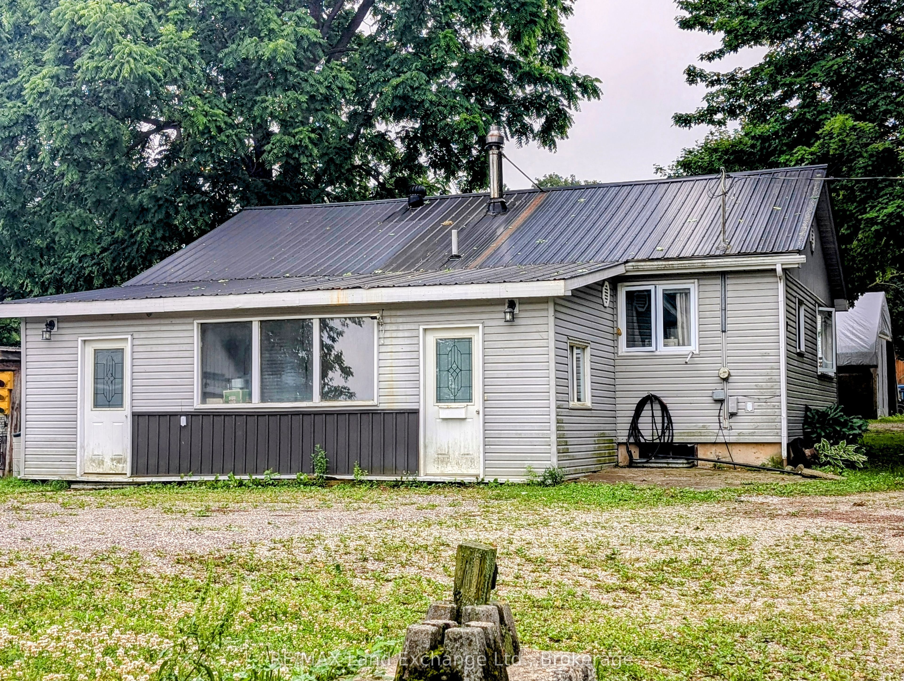 27 John Street Property Photo 1