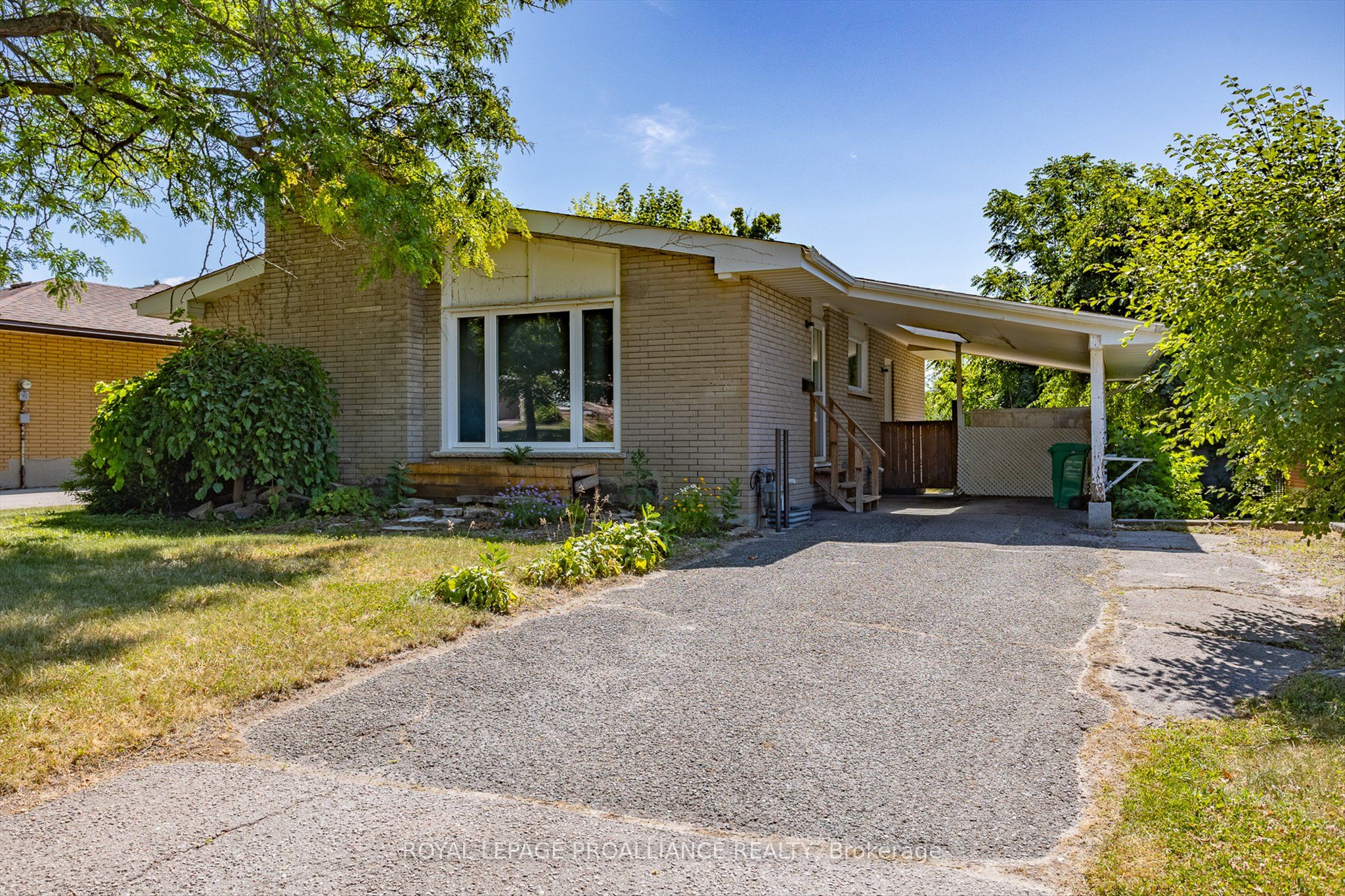 1182 Milburn Street Property Photo 1