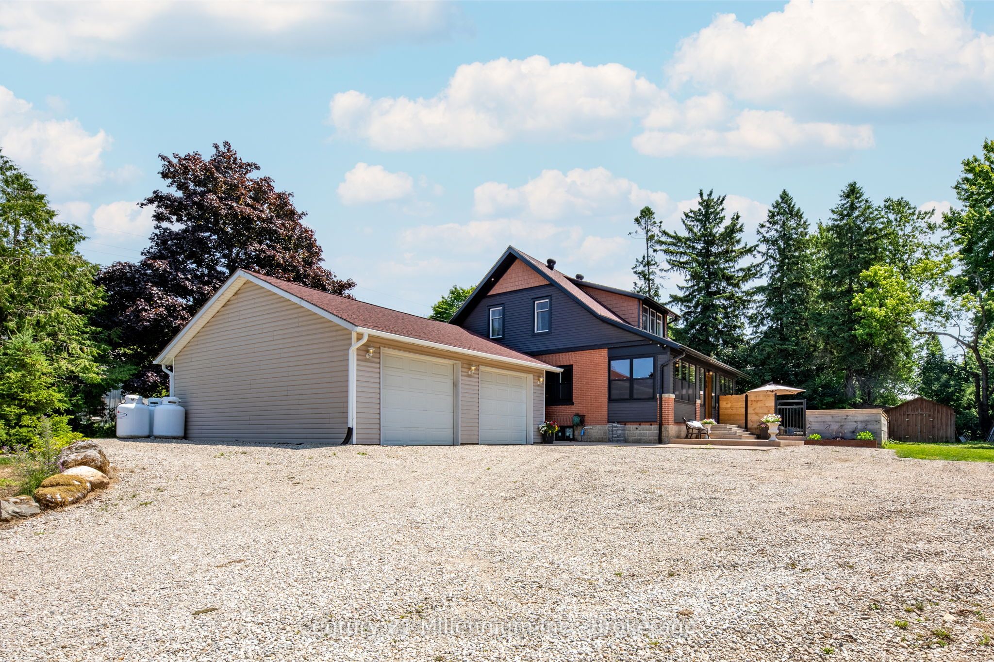 776856 10 Highway Property Photo 10