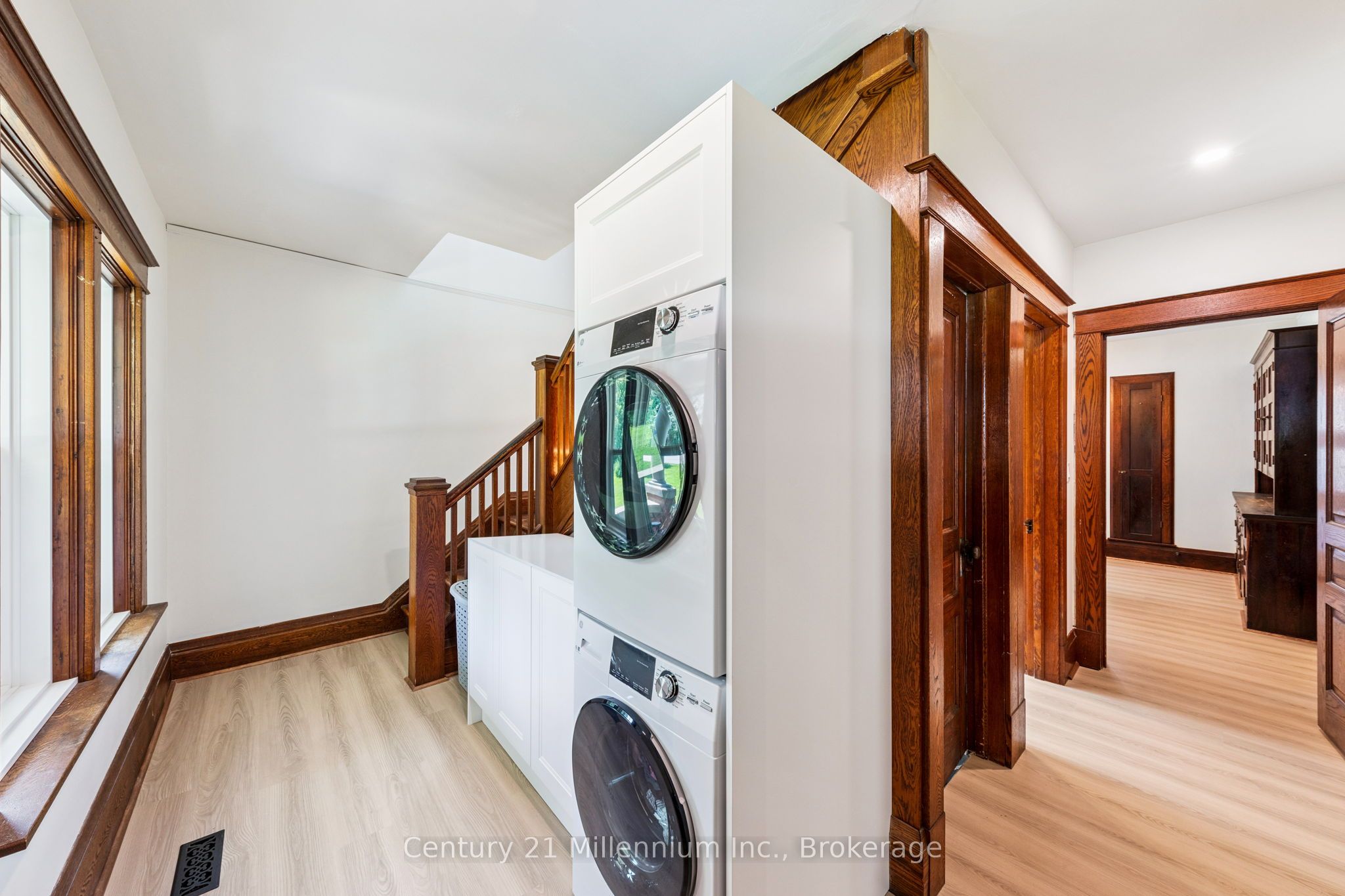776856 10 Highway Property Photo 28