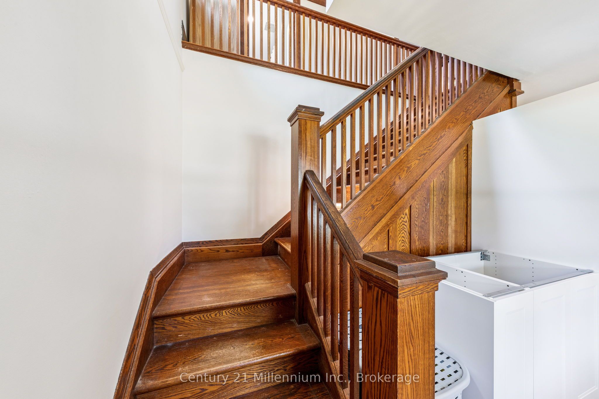 776856 10 Highway Property Photo 29