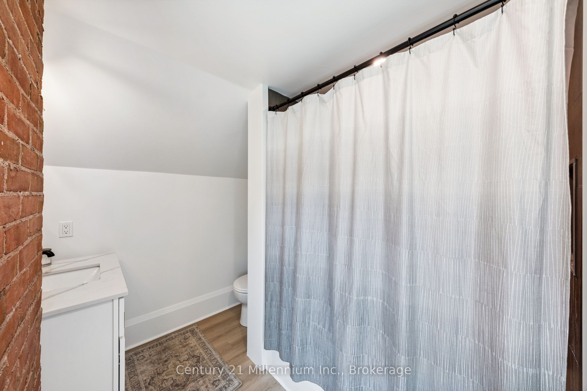 776856 10 Highway Property Photo 39