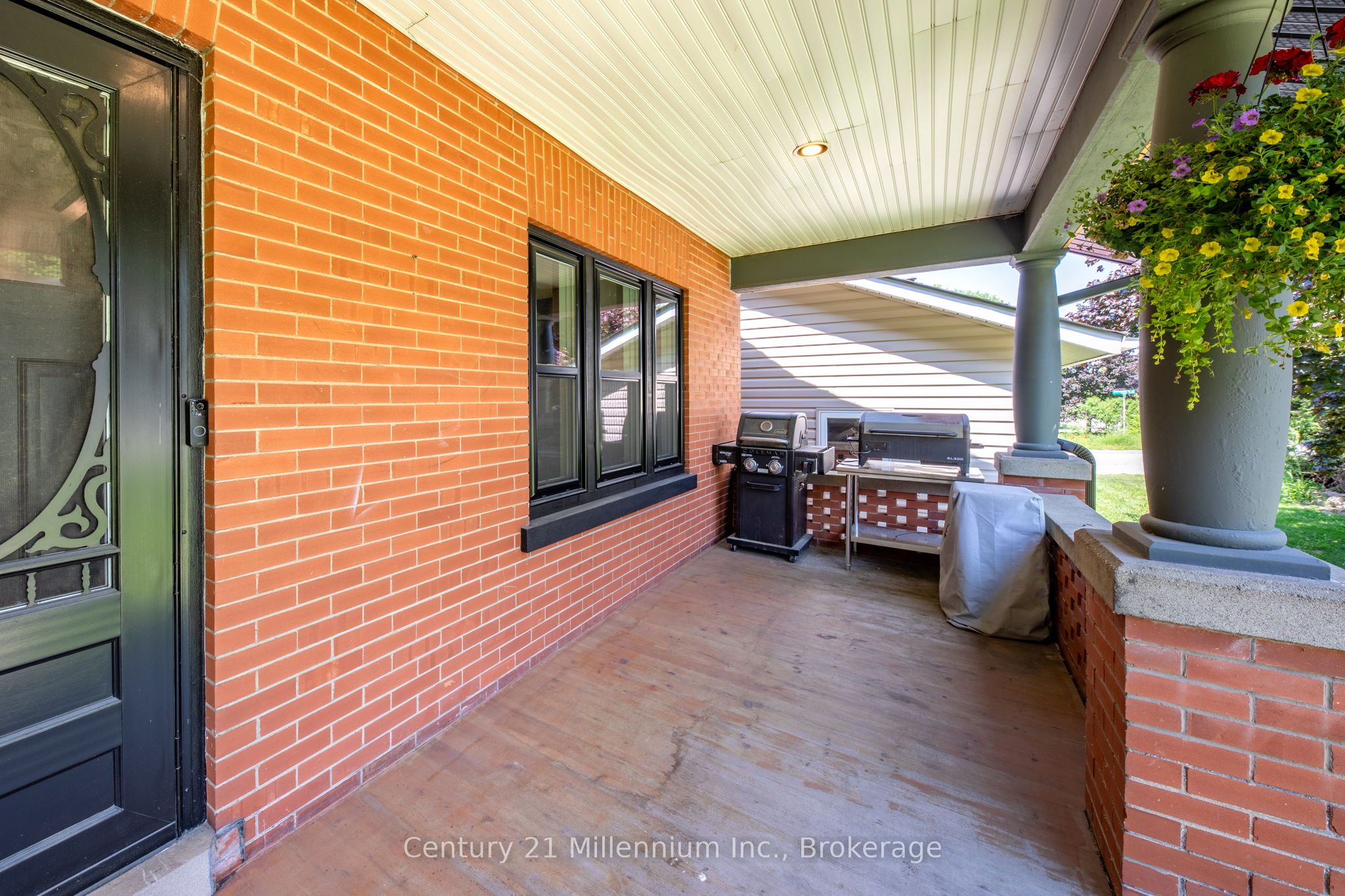 776856 10 Highway Property Photo 43