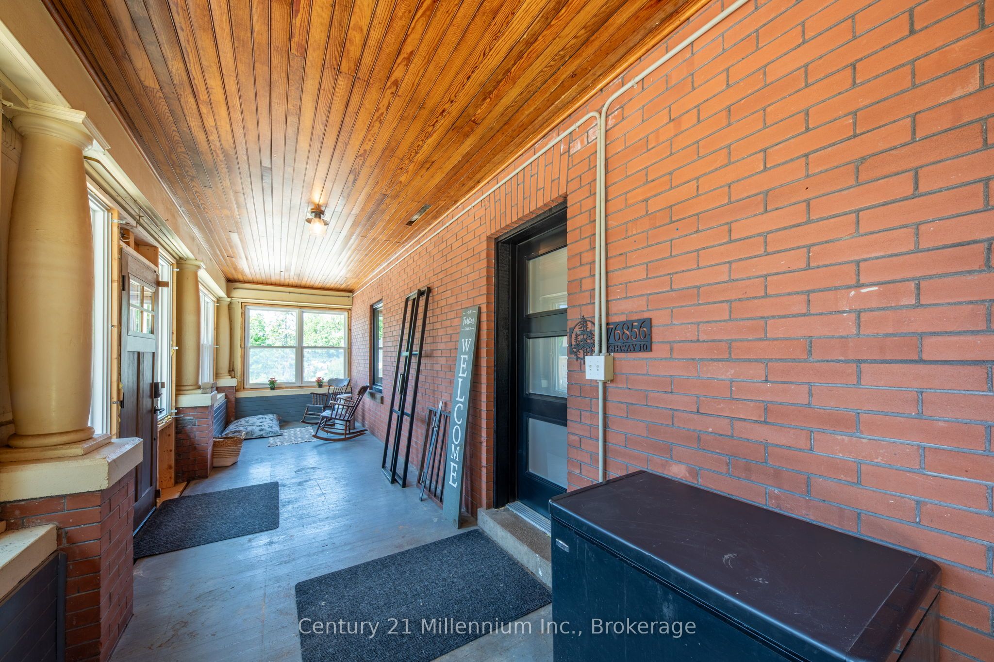 776856 10 Highway Property Photo 44