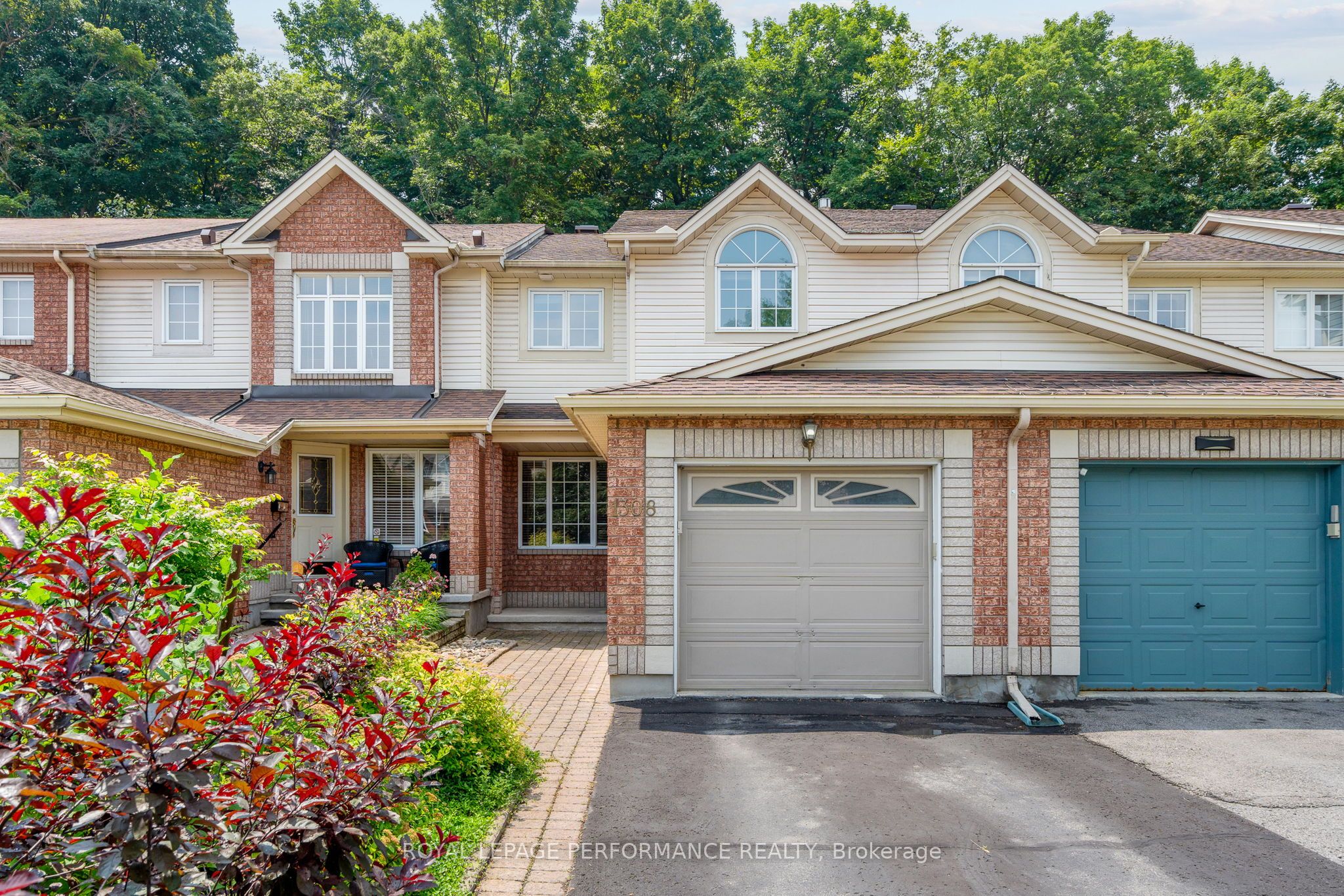 1308 Silvestri Crescent Property Photo 1