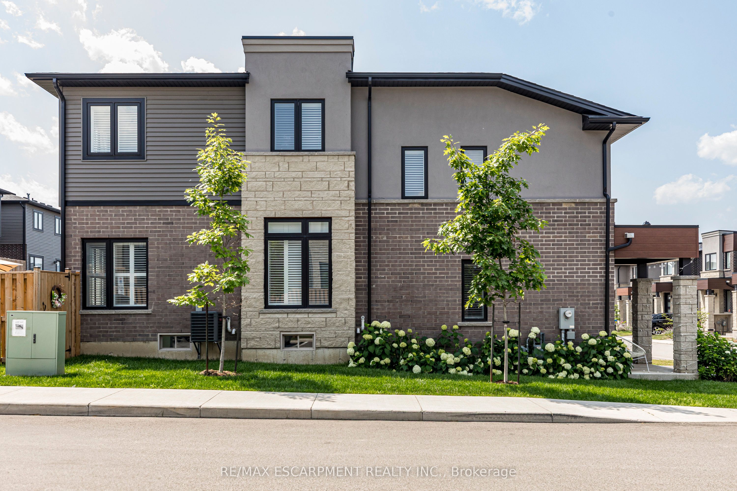 31 Southam Lane Property Photo 3