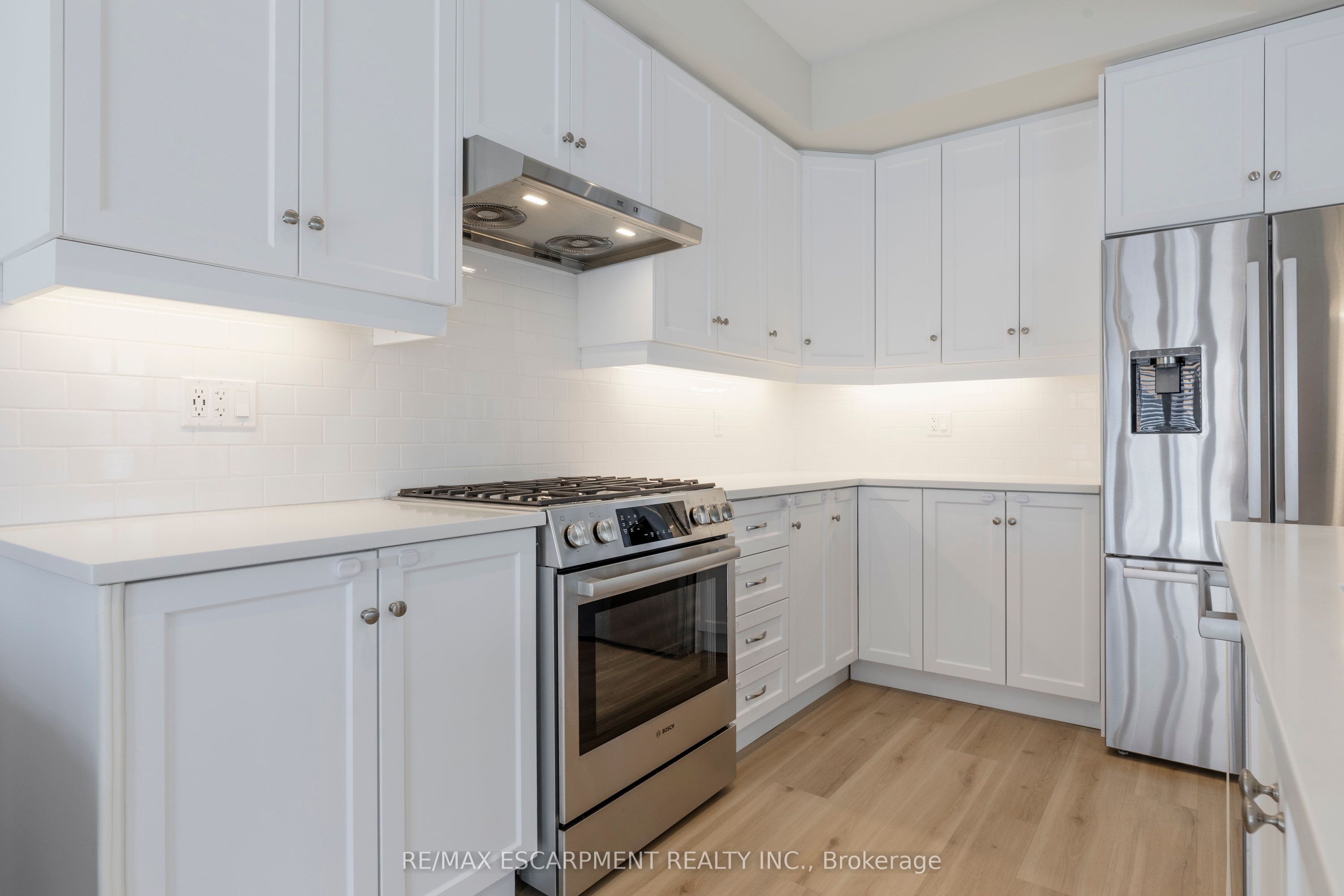 31 Southam Lane Property Photo 13