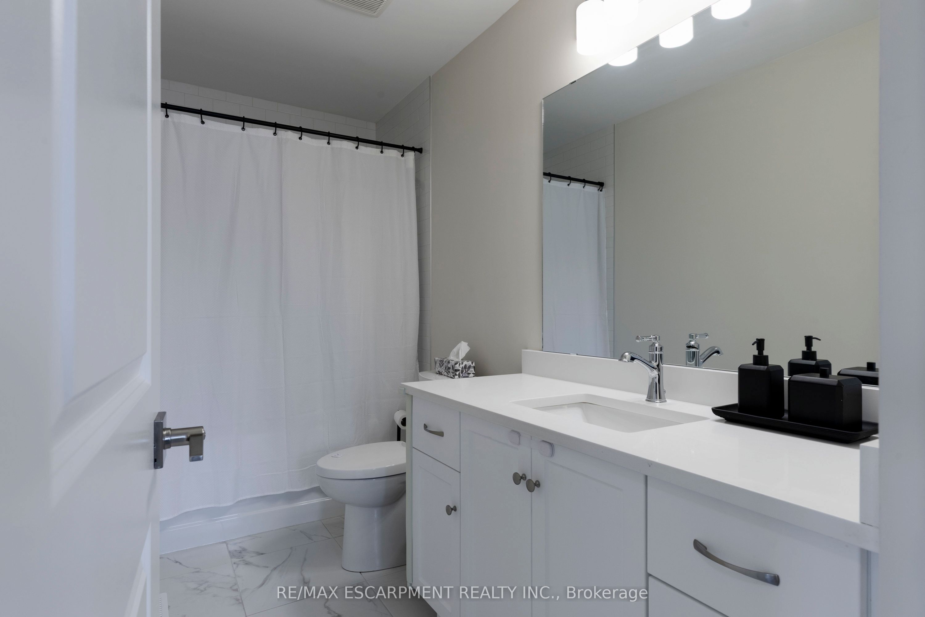 31 Southam Lane Property Photo 26