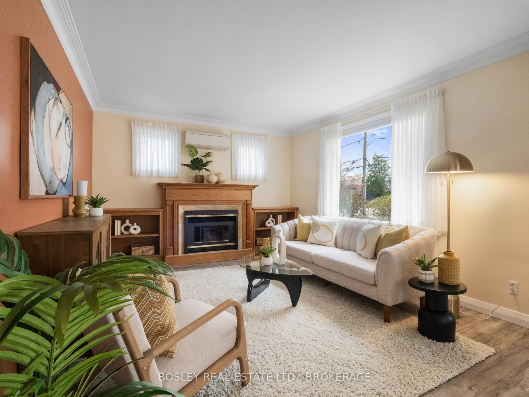 257 Lakeshore Road Property Photo 5