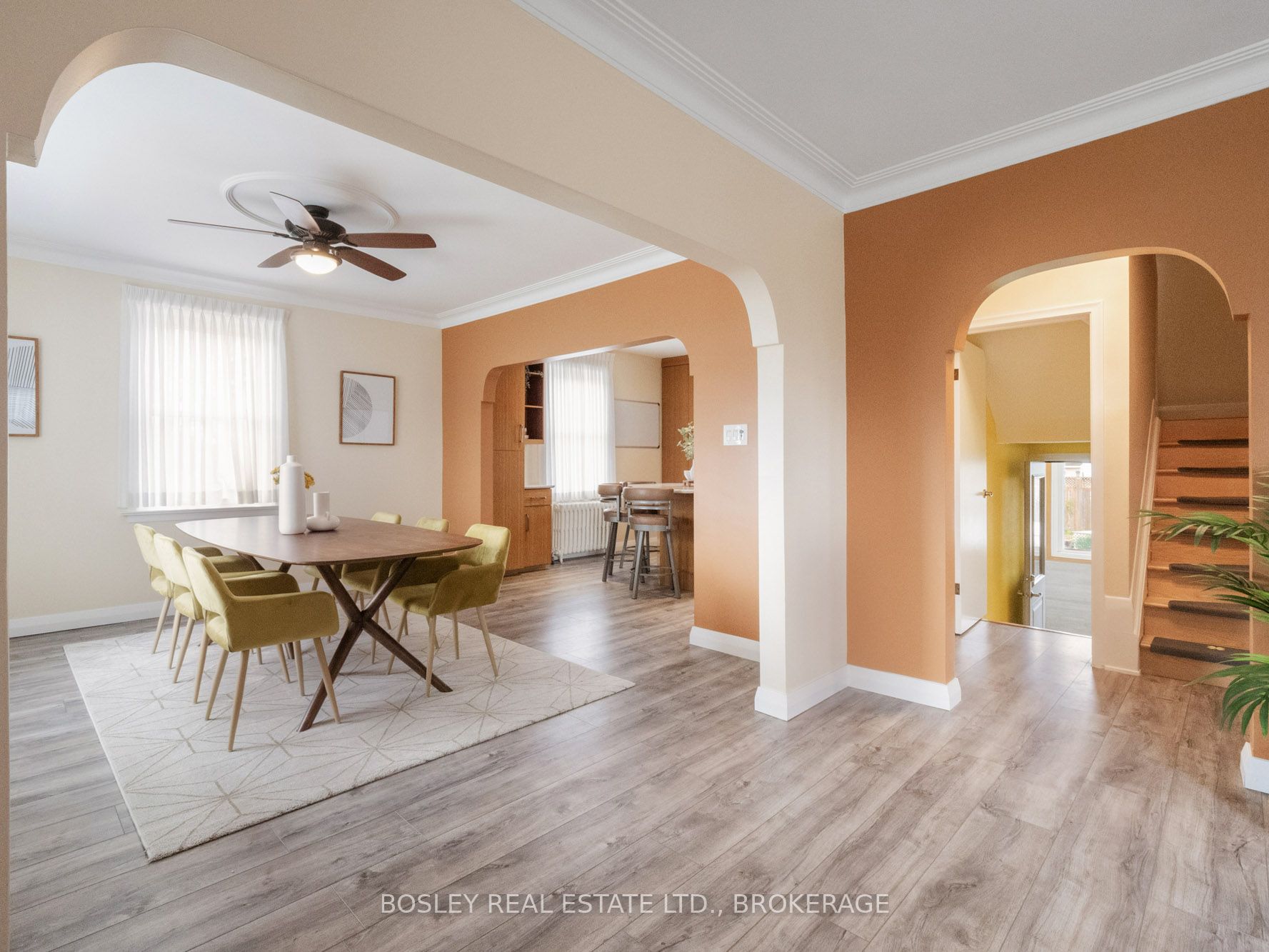 257 Lakeshore Road Property Photo 8