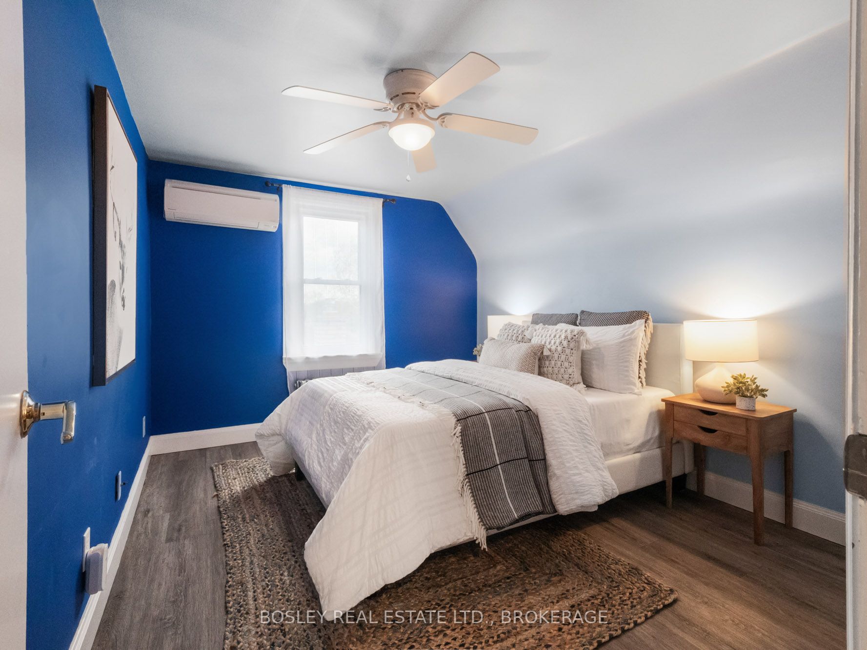 257 Lakeshore Road Property Photo 17