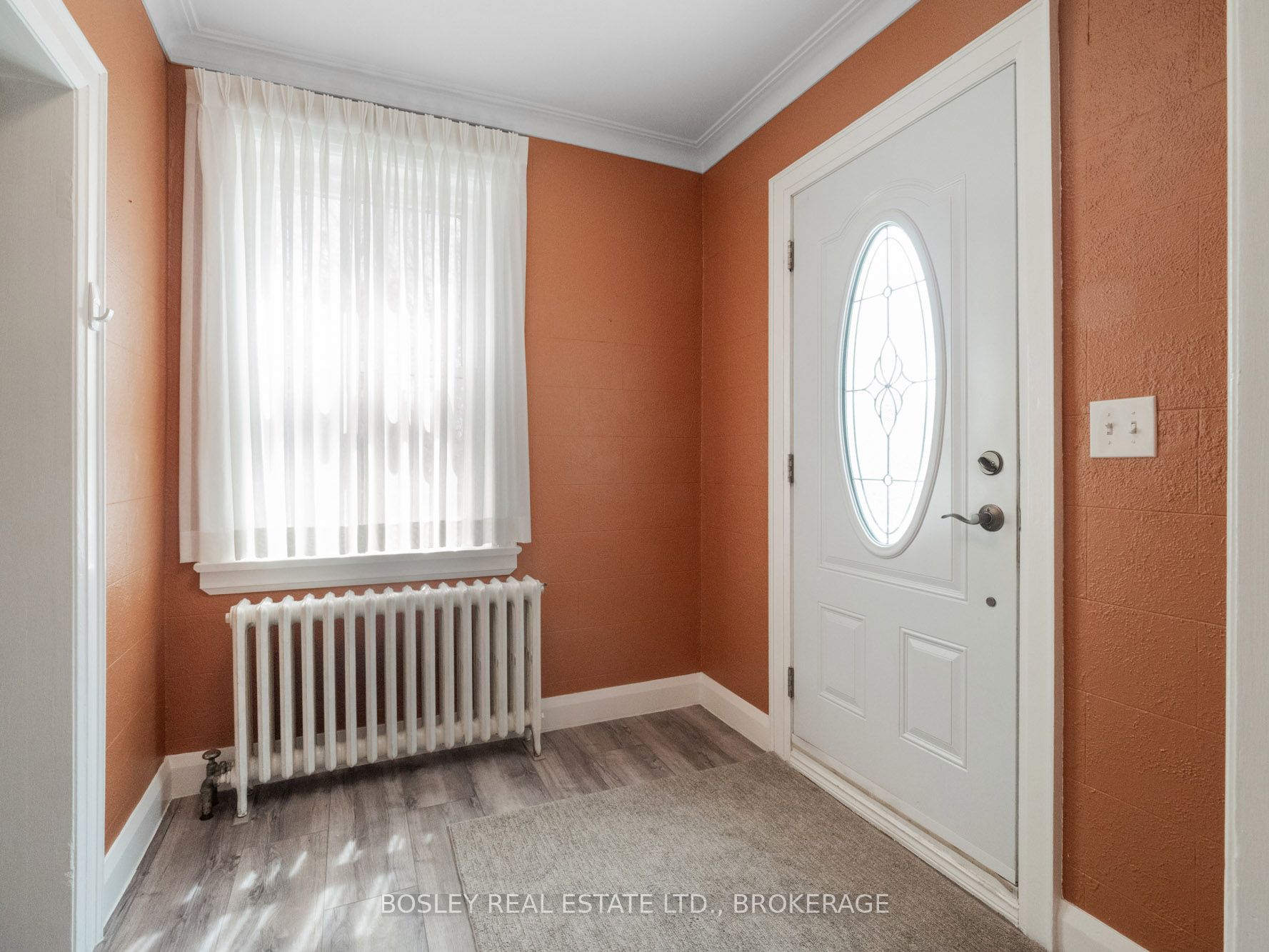 257 Lakeshore Road Property Photo 28