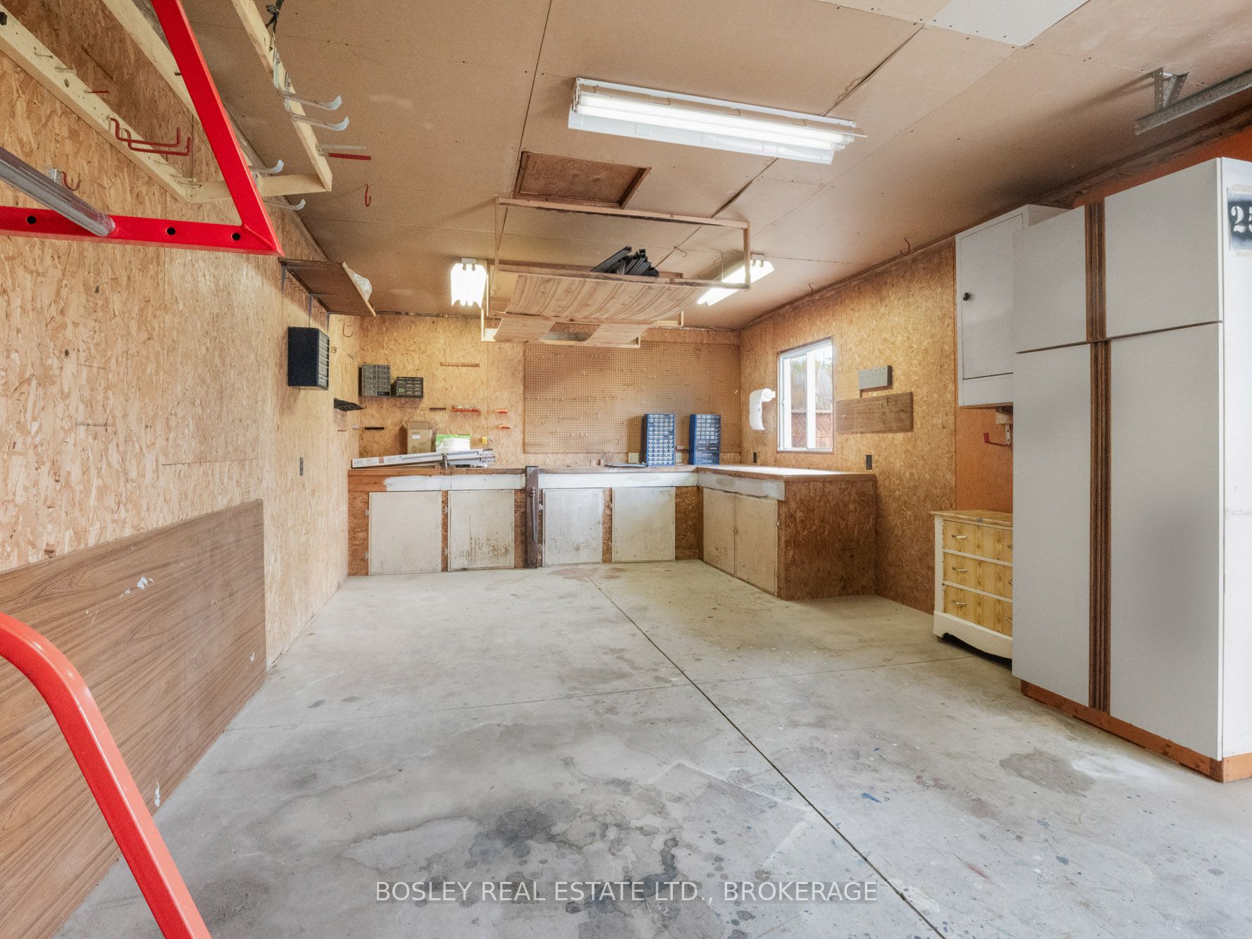 257 Lakeshore Road Property Photo 30