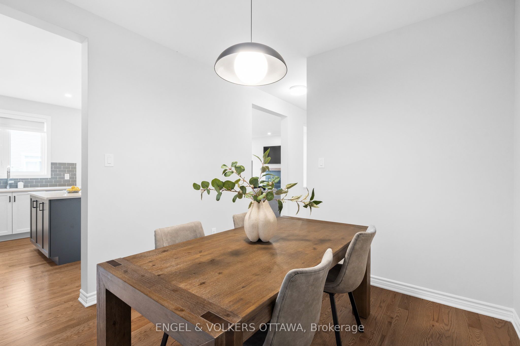 329 Finial Way Property Photo 20