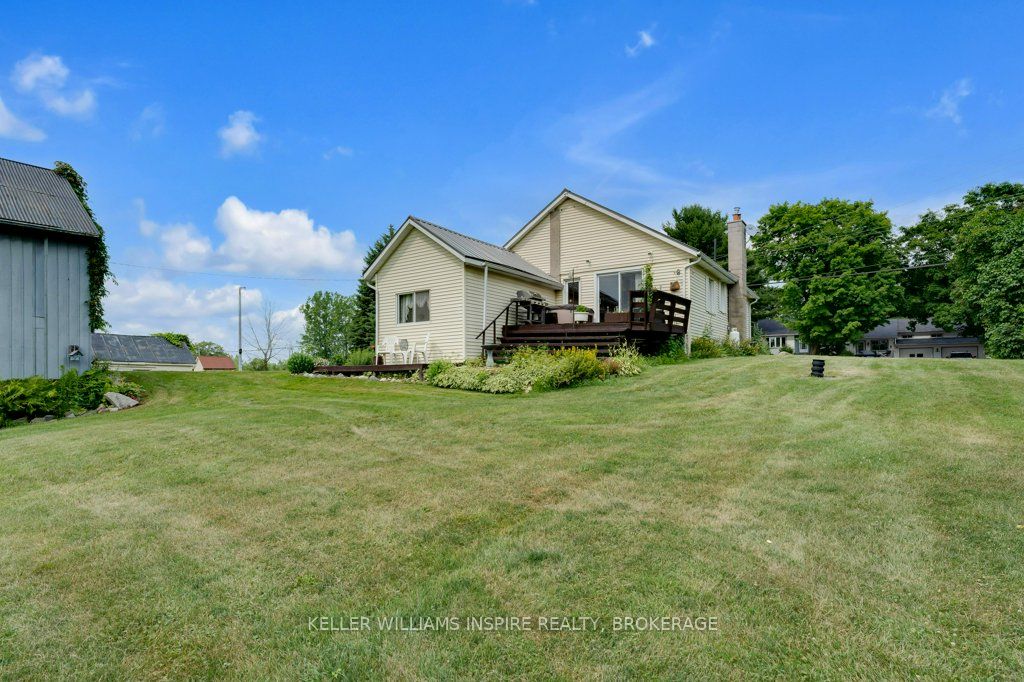 1598 County Rd 6 Road N Property Photo 5