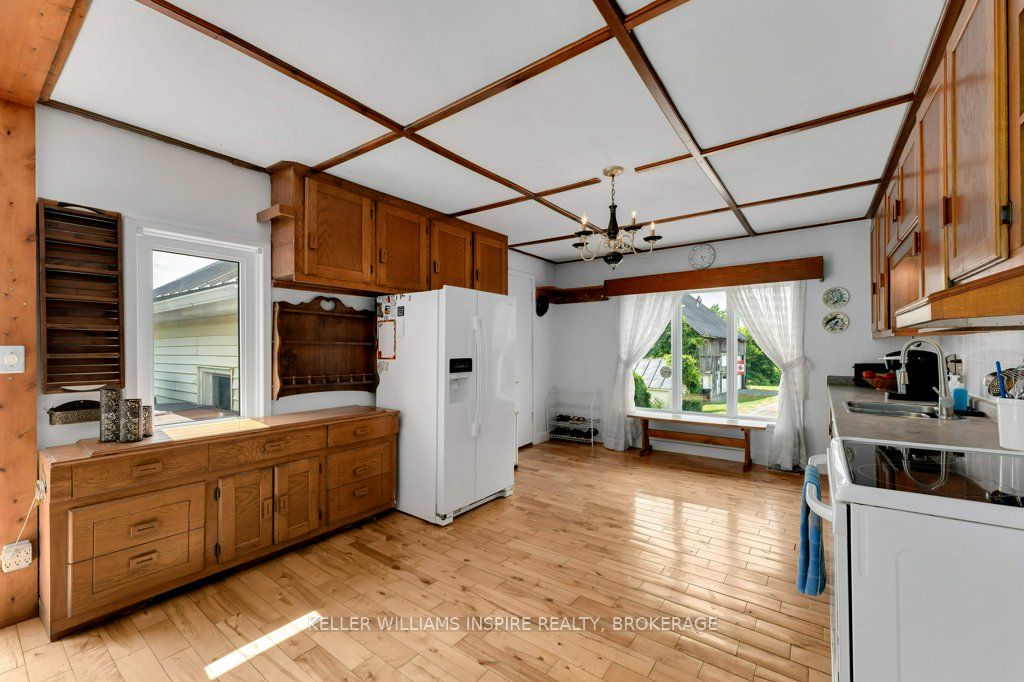 1598 County Rd 6 Road N Property Photo 14