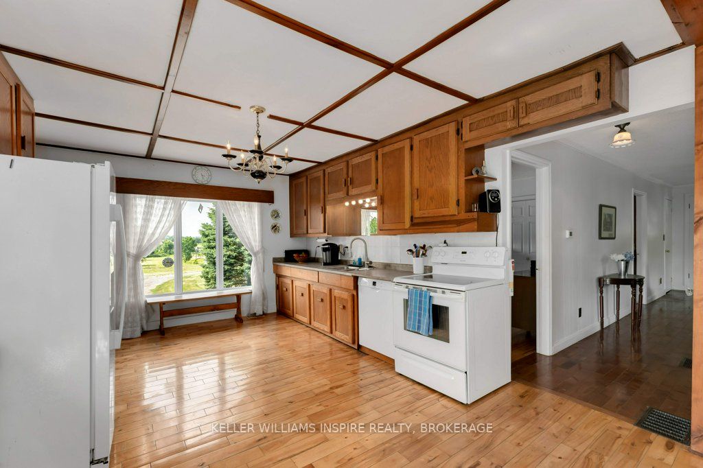 1598 County Rd 6 Road N Property Photo 15