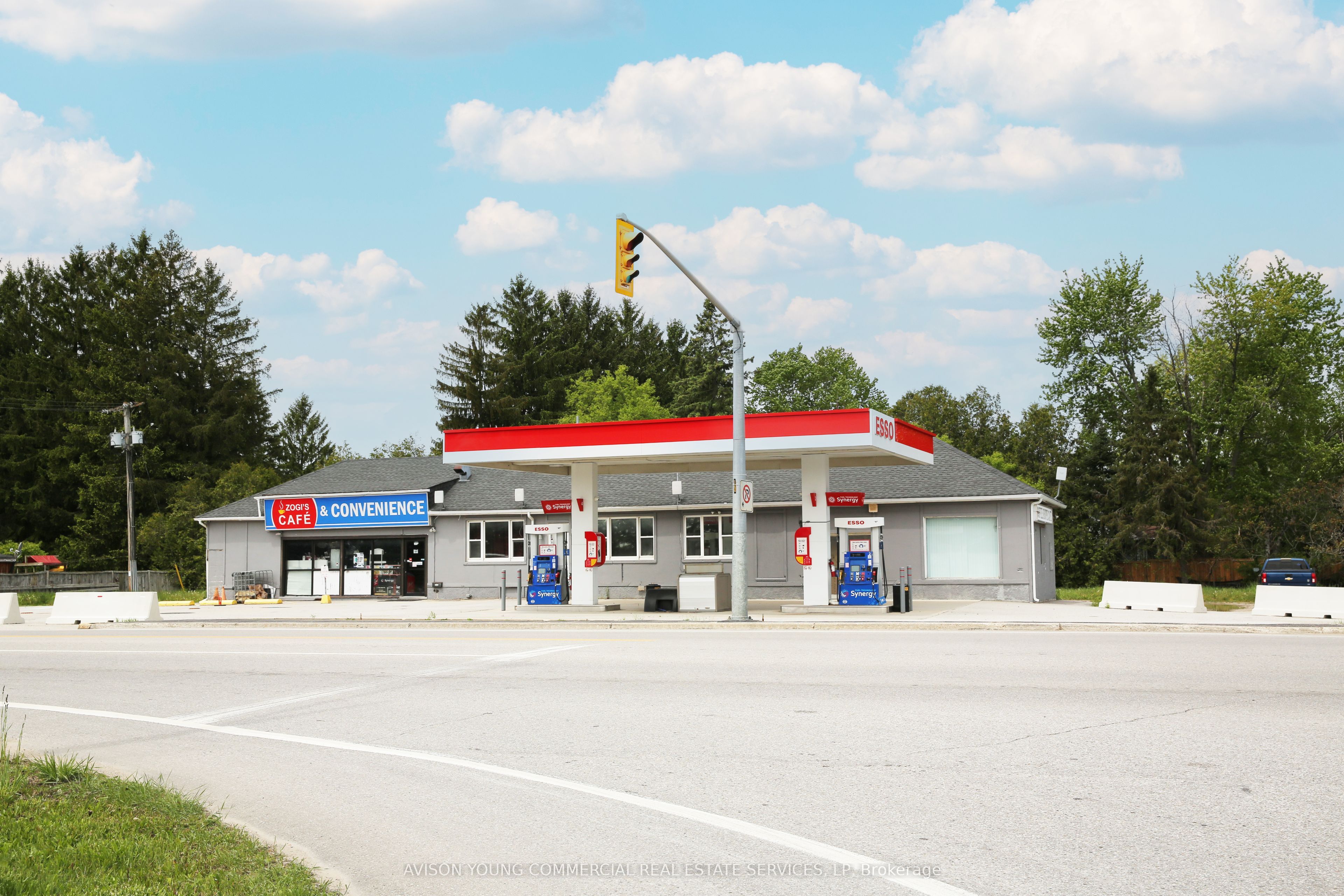 #124 - 8396 Wellington County Road Property Photo 1
