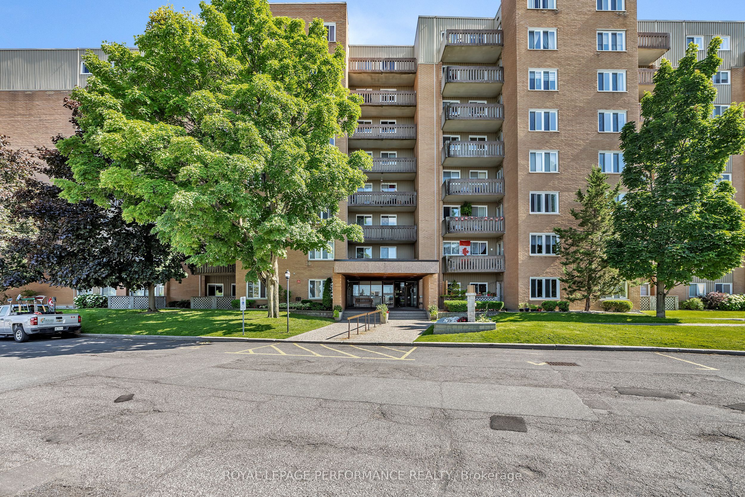 #521 - 1599 Lassiter Terrace Property Photo 1