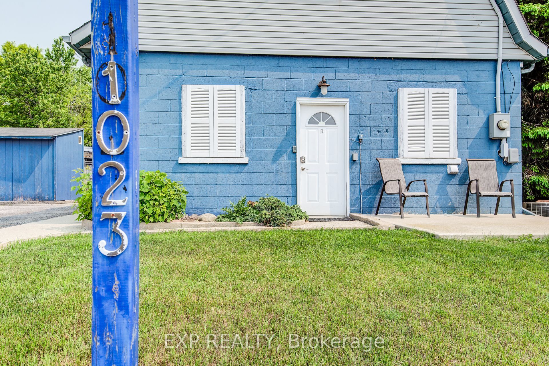 1023 Maple Leaf Street Property Photo 4