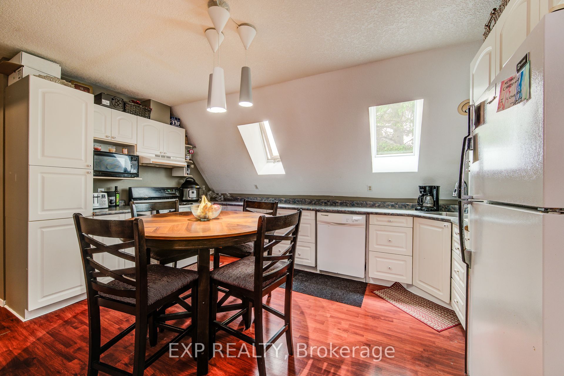 1023 Maple Leaf Street Property Photo 29