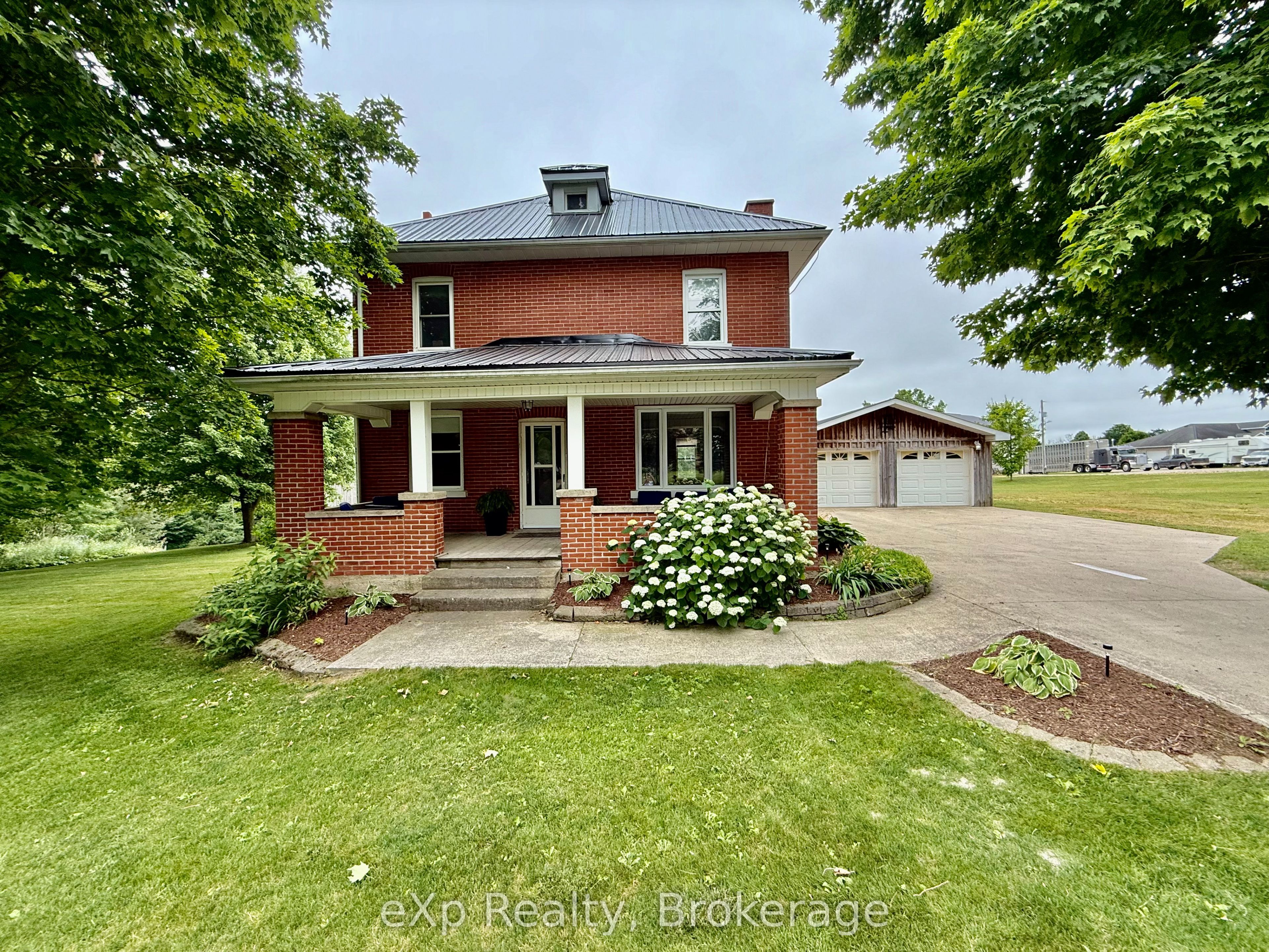 99 6 Concession N/a Property Photo 1