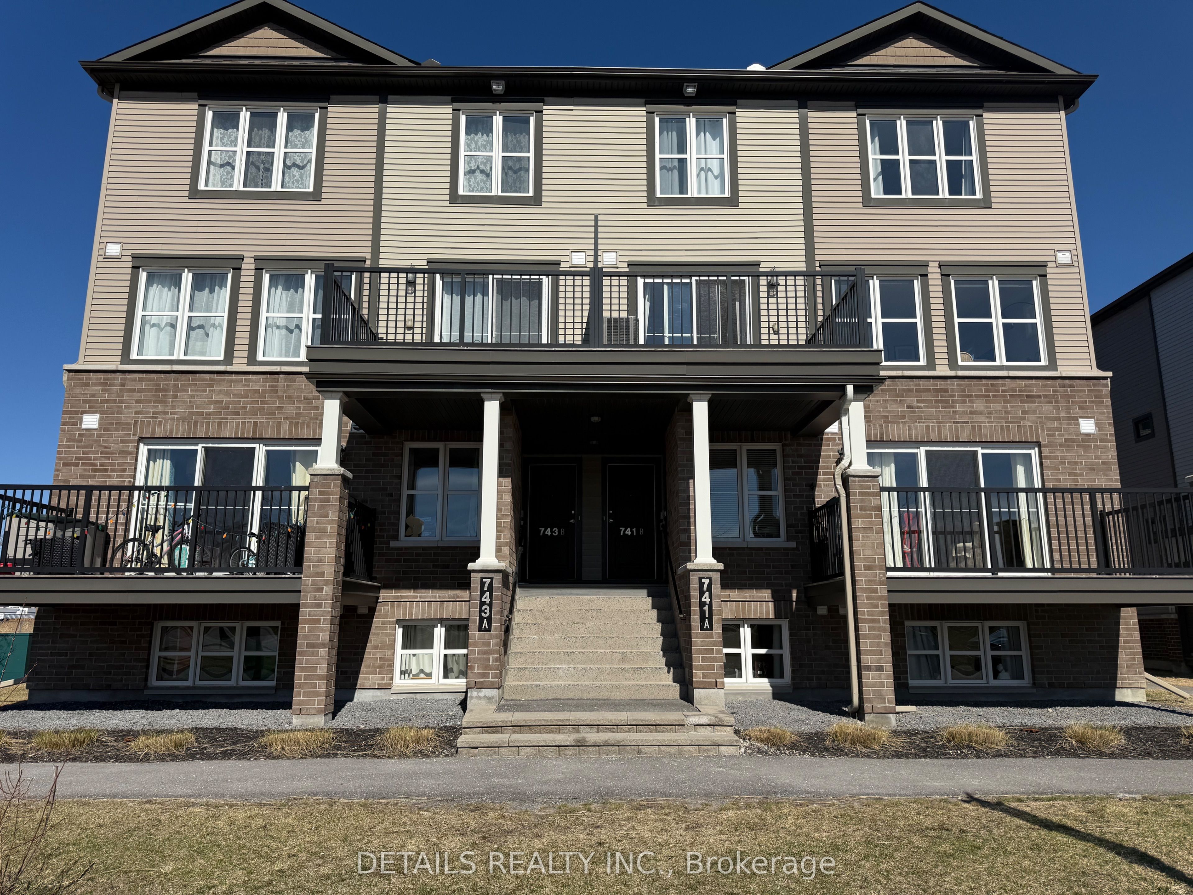 743 Magnolia Street B Property Photo 1