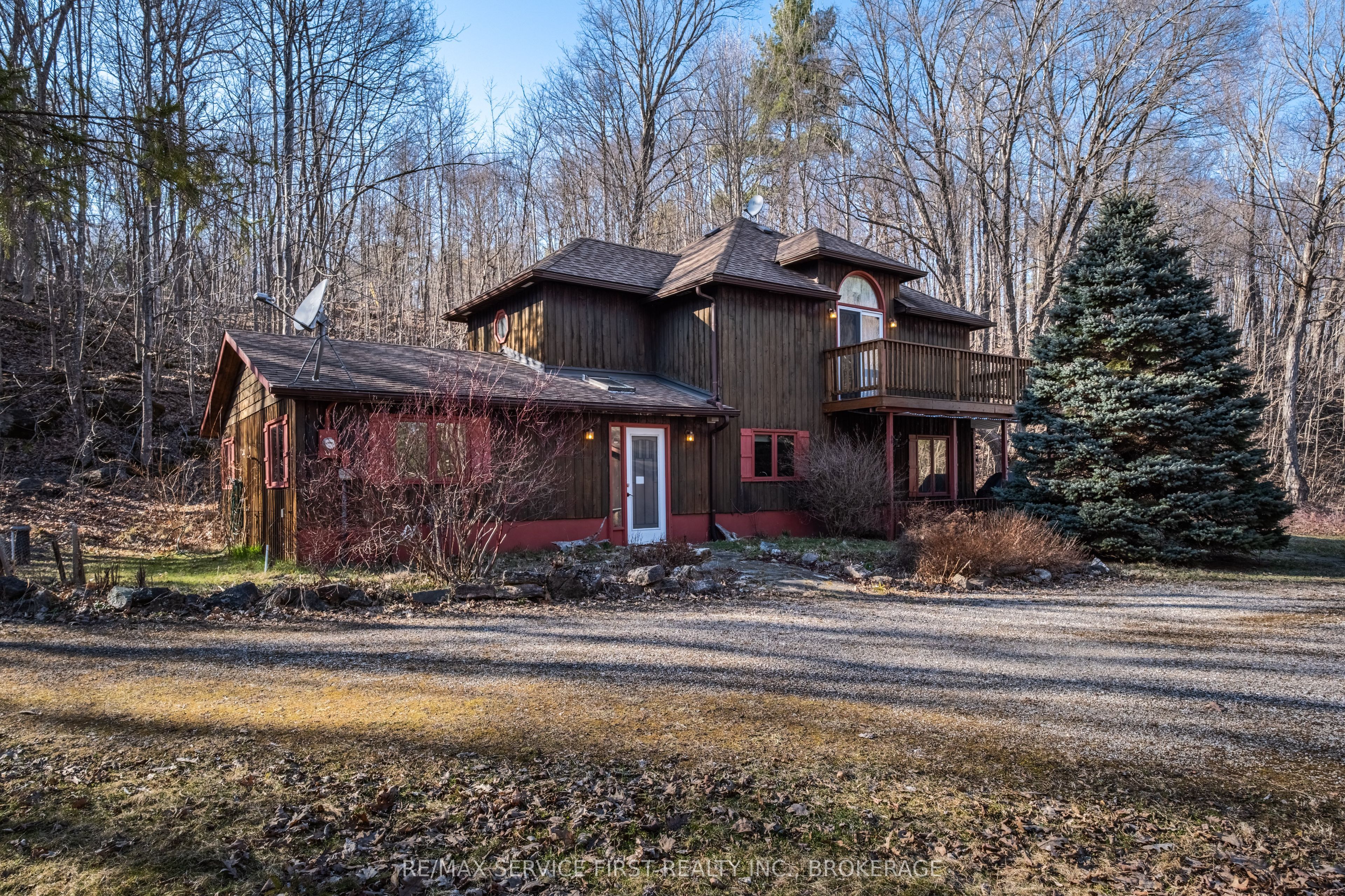 13 Pheasant Ln Property Photo 1
