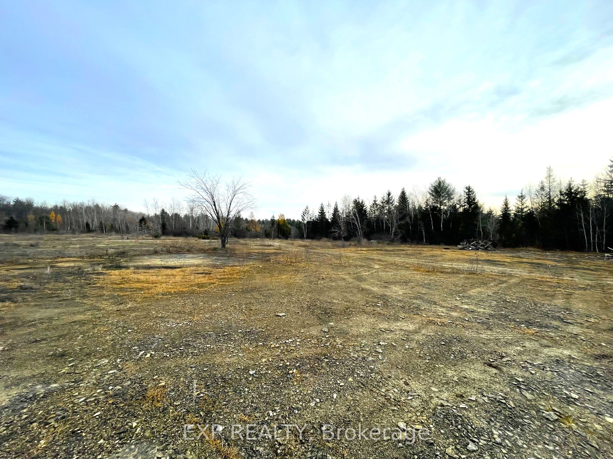 29 County Road Property Photo 6